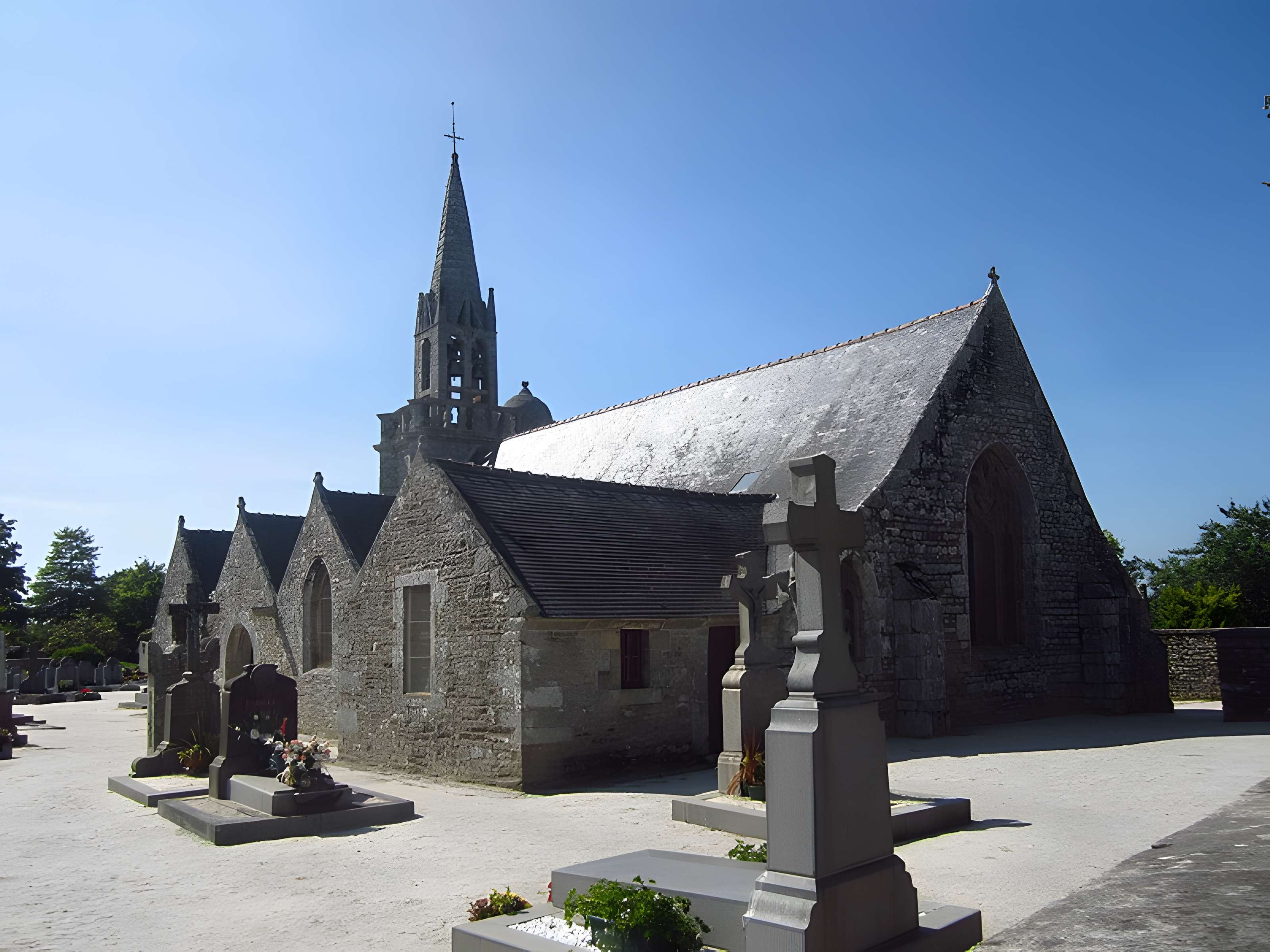 Église Saint-Méen de Tréméven
