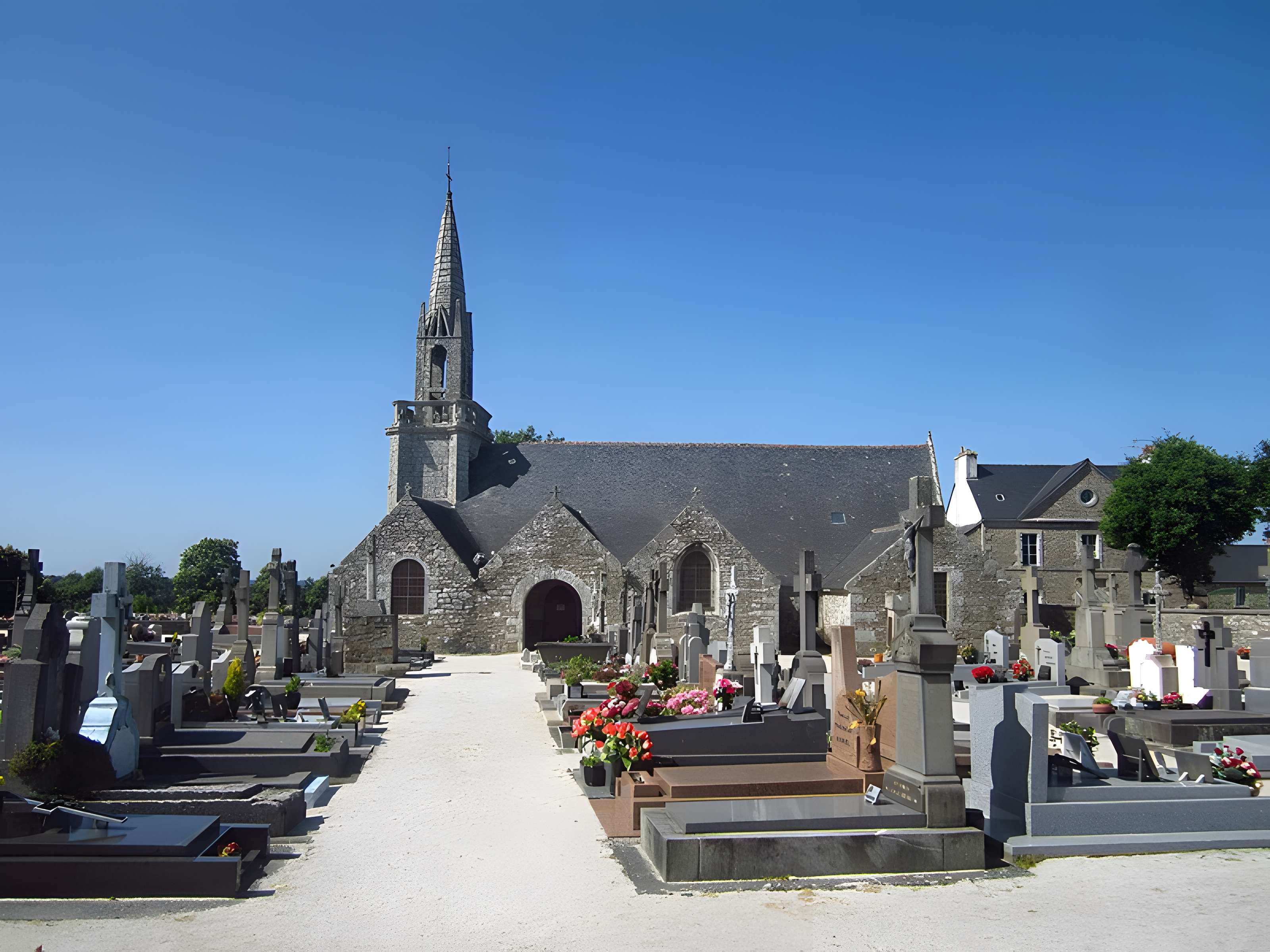 Église Saint-Méen de Tréméven
