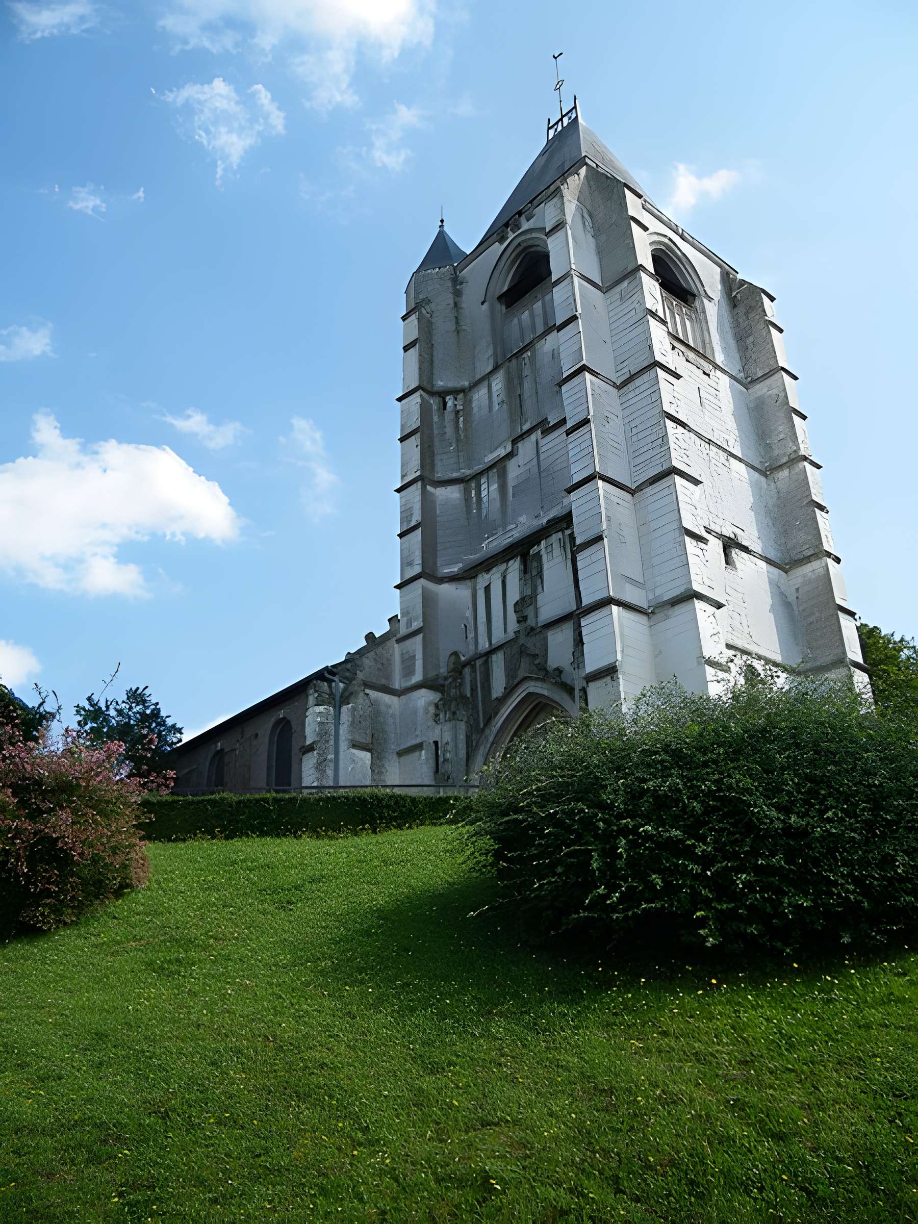 Église Saint-Mendé de Saint-Maulvis