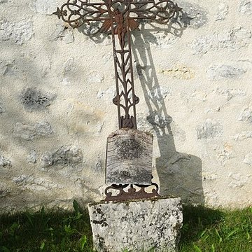 Église Saint-Meuge-de-Lourps de Longueville