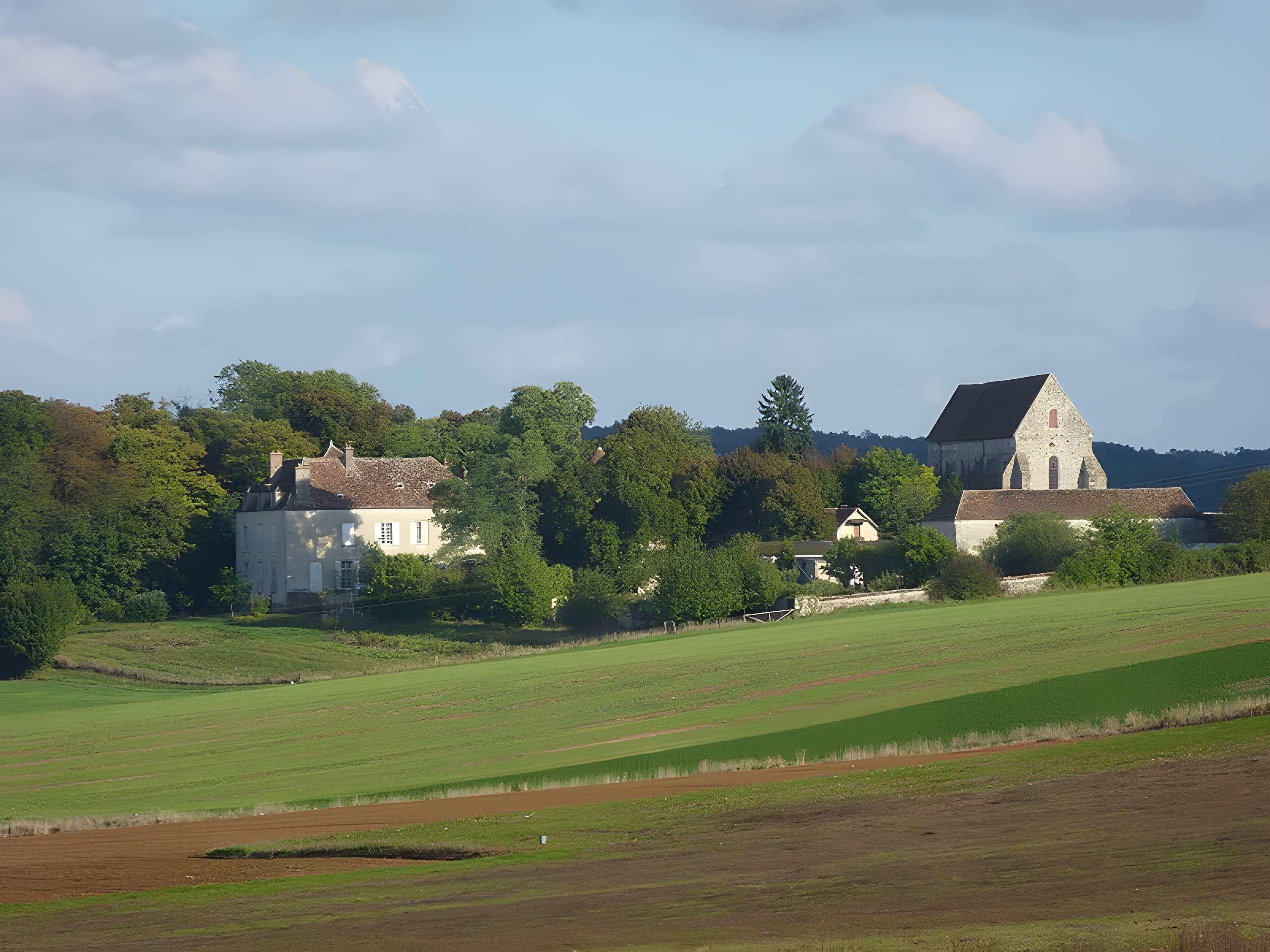 Église Saint-Meuge-de-Lourps de Longueville