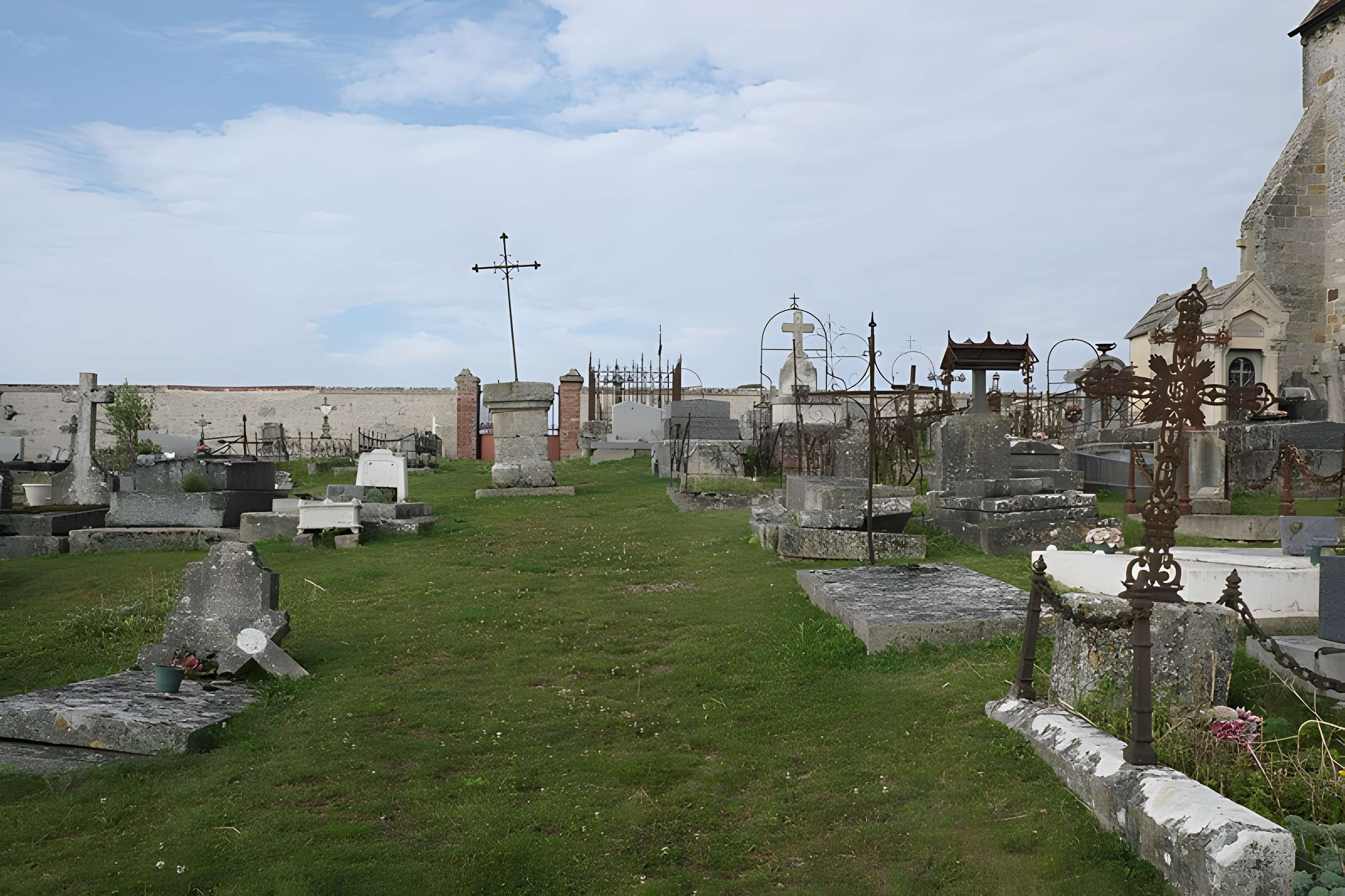 Église Saint-Meuge-de-Lourps de Longueville