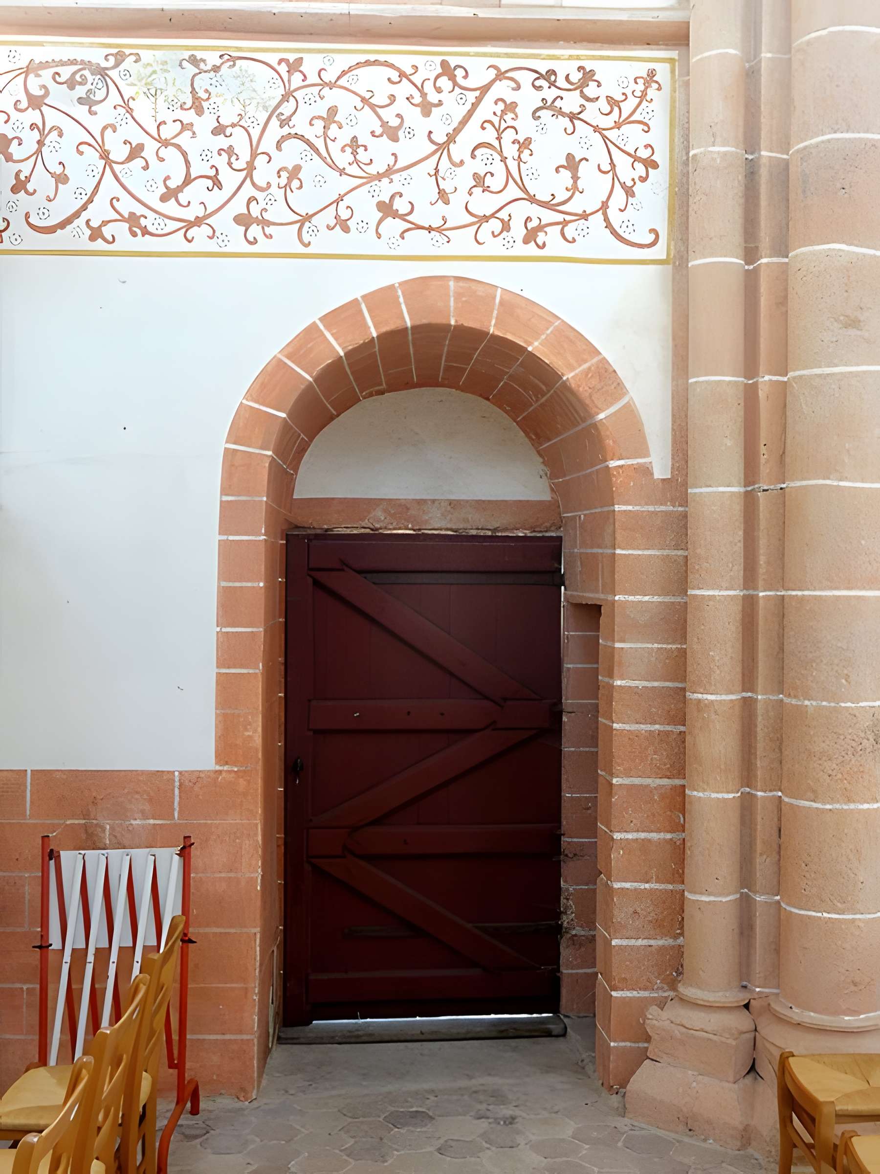 Église Saint-Meuge-de-Lourps de Longueville