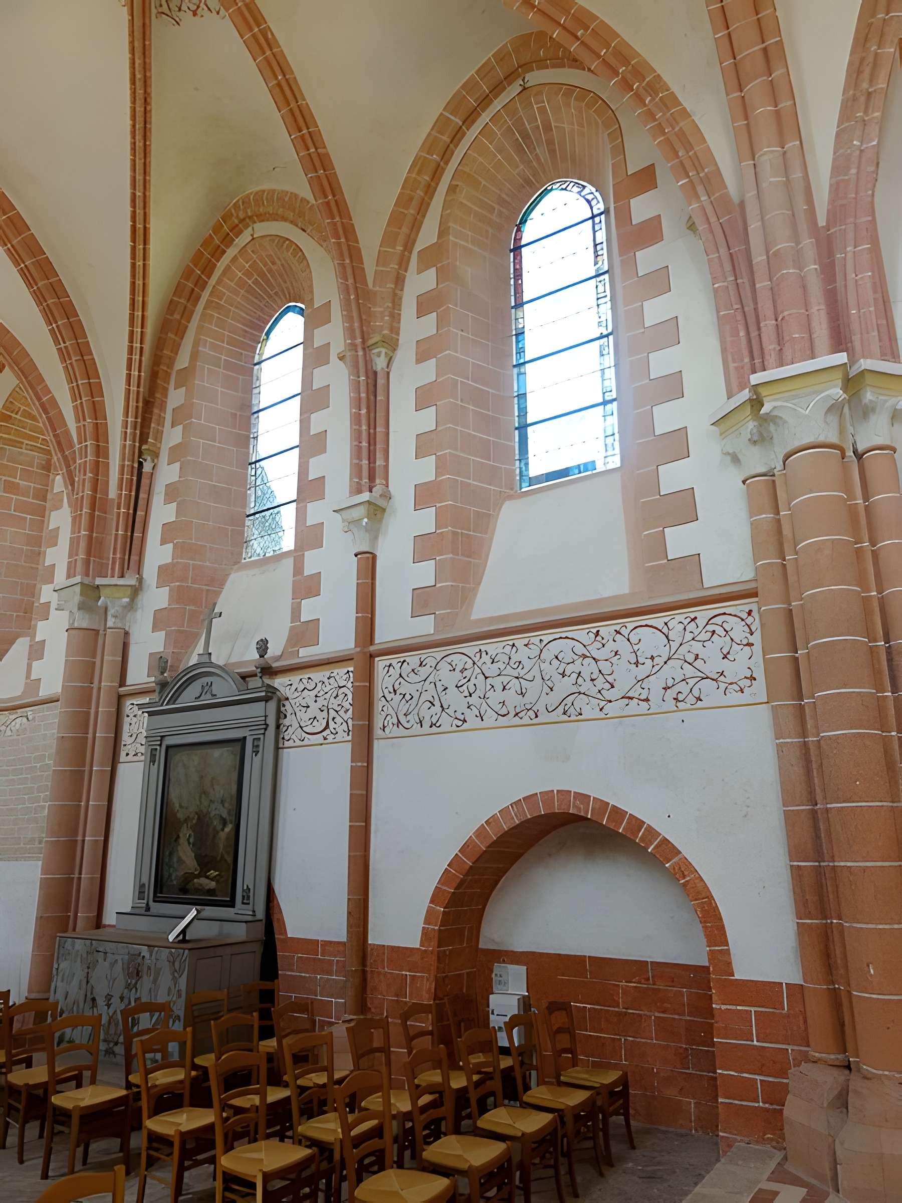 Église Saint-Meuge-de-Lourps de Longueville