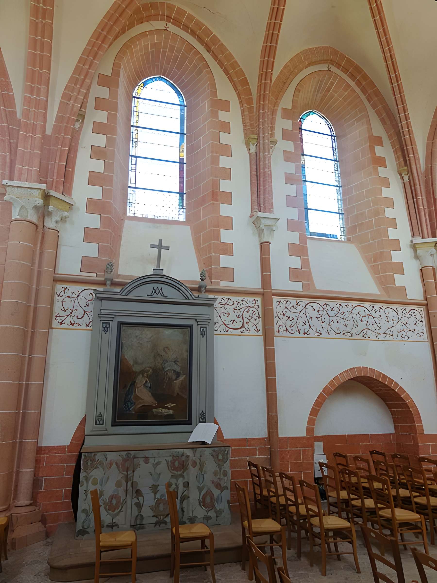 Église Saint-Meuge-de-Lourps de Longueville