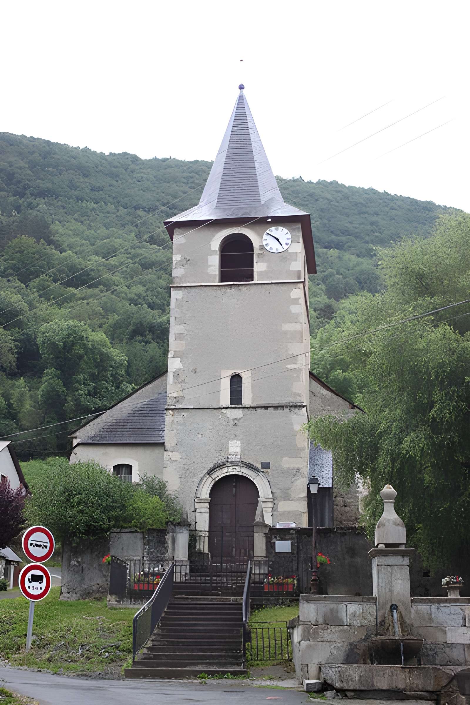 Église Saint-Michel de Bazus-Aure
