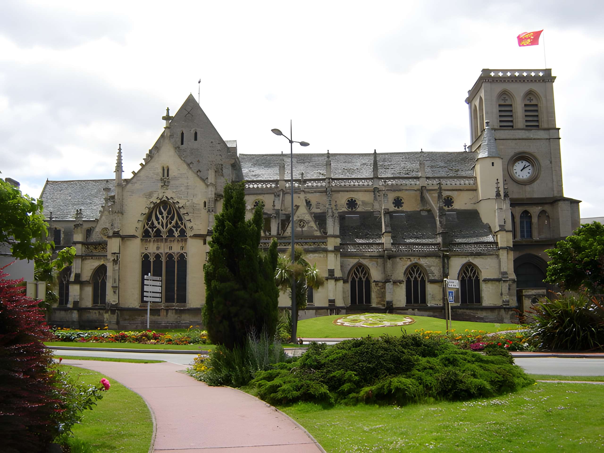Basilique Sainte-Trinité de Cherbourg-Octeville