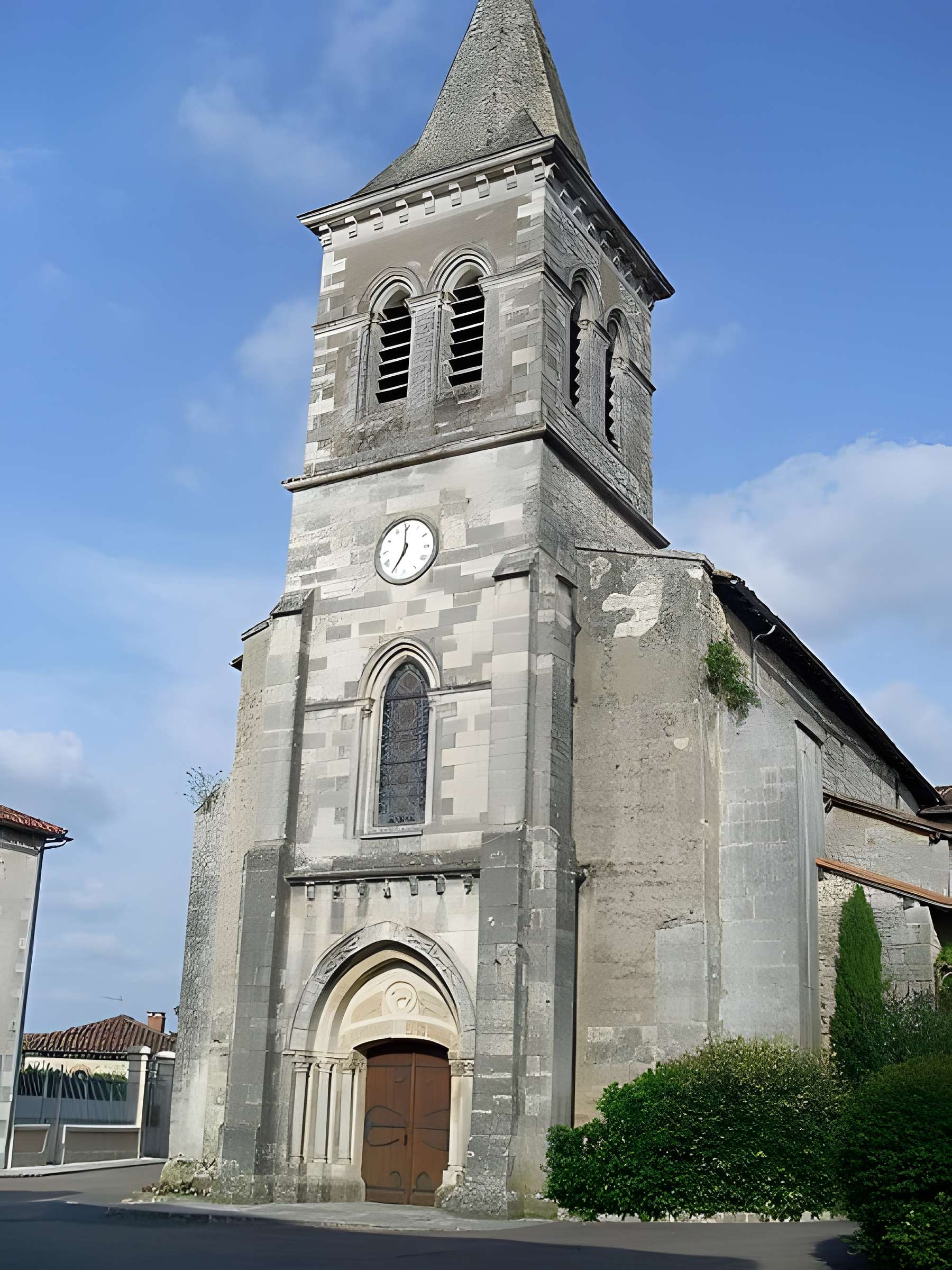 Église Saint-Michel de Champagne-Mouton