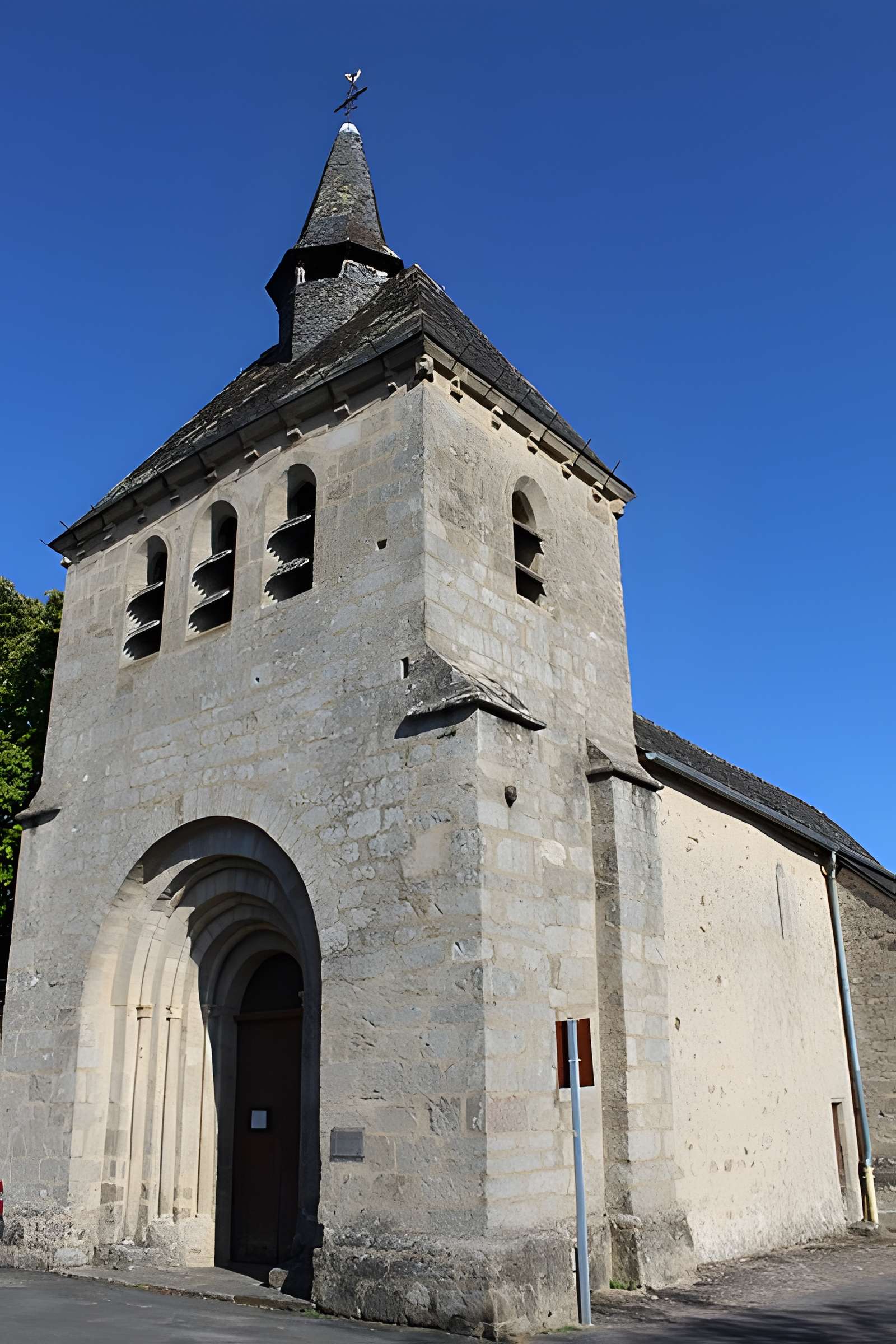 Église Saint-Michel de Chanteix