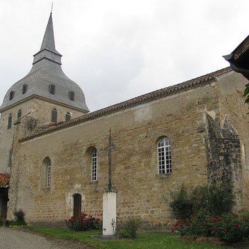 Église Saint-Michel de Galiax