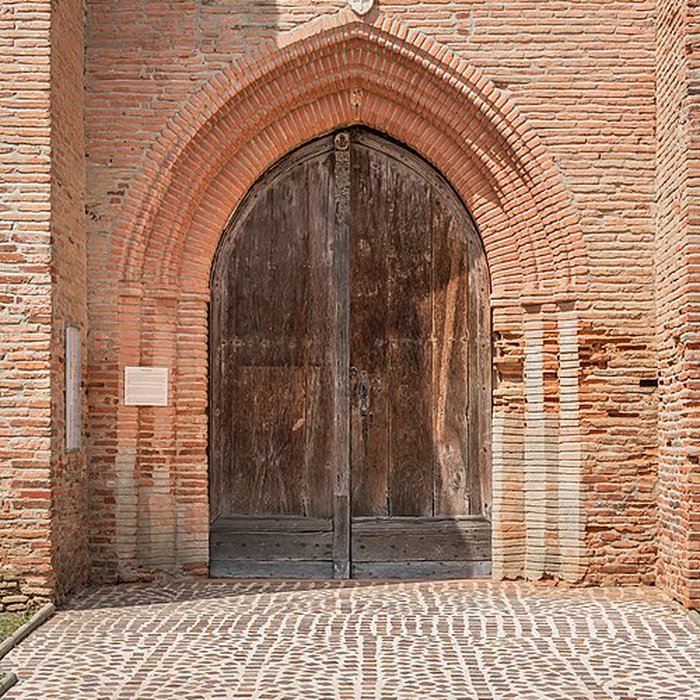 Photo de Église Saint-Michel de Gratens et croix
