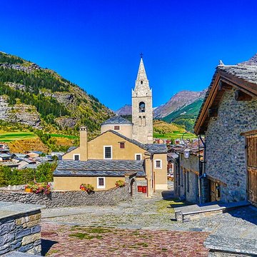 Église Saint-Michel de Lanslevillard
