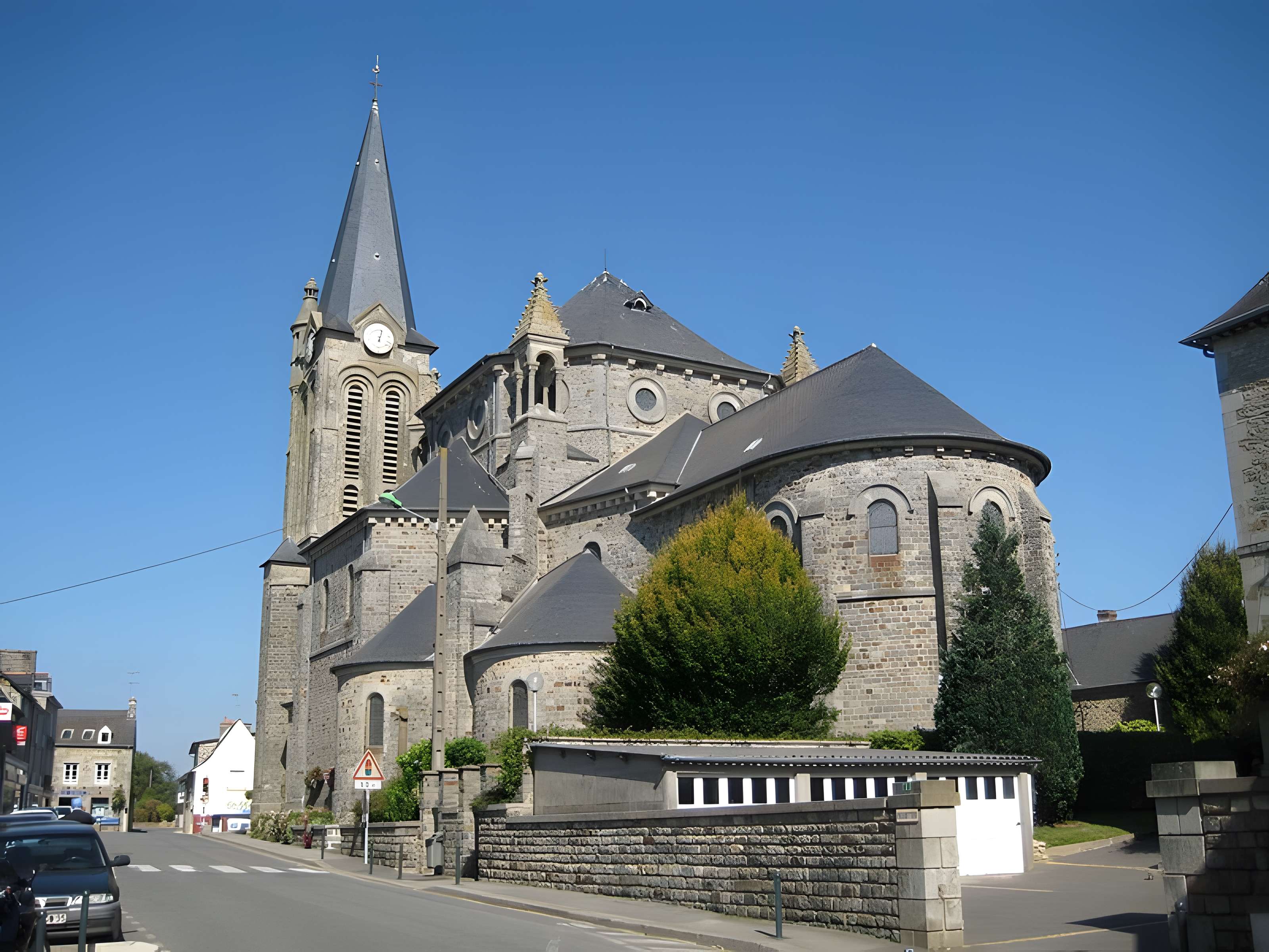 Église Saint-Michel de Liffré 