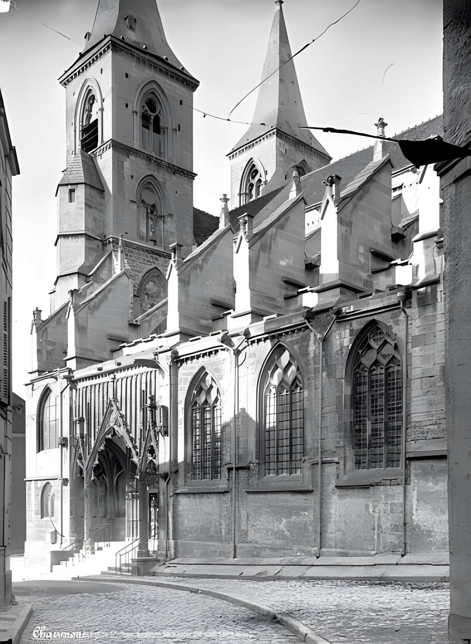 Basilique Saint-Jean-Baptiste de Chaumont