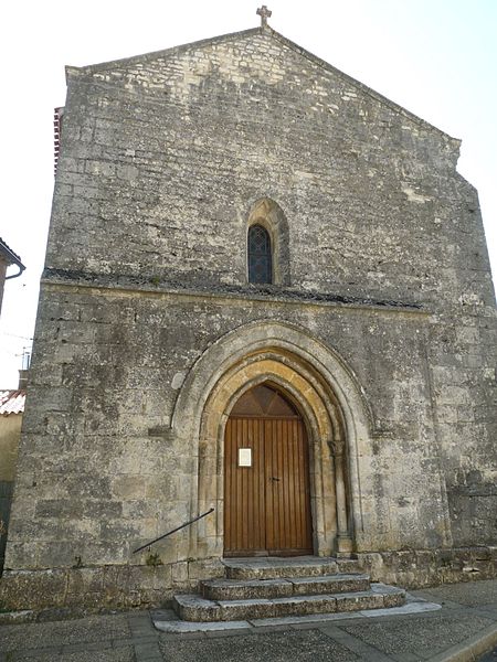 Église Saint-Michel de Saint-Angeau