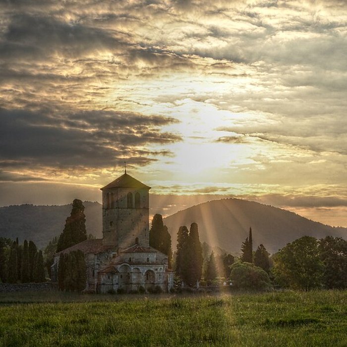 Photo de Basilique Saint-Just de Valcabrère