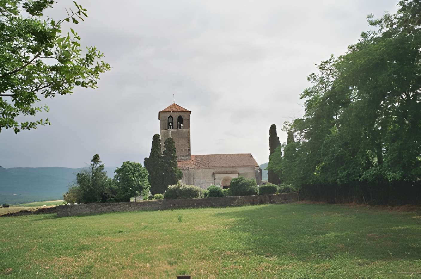 Basilique Saint-Just de Valcabrère