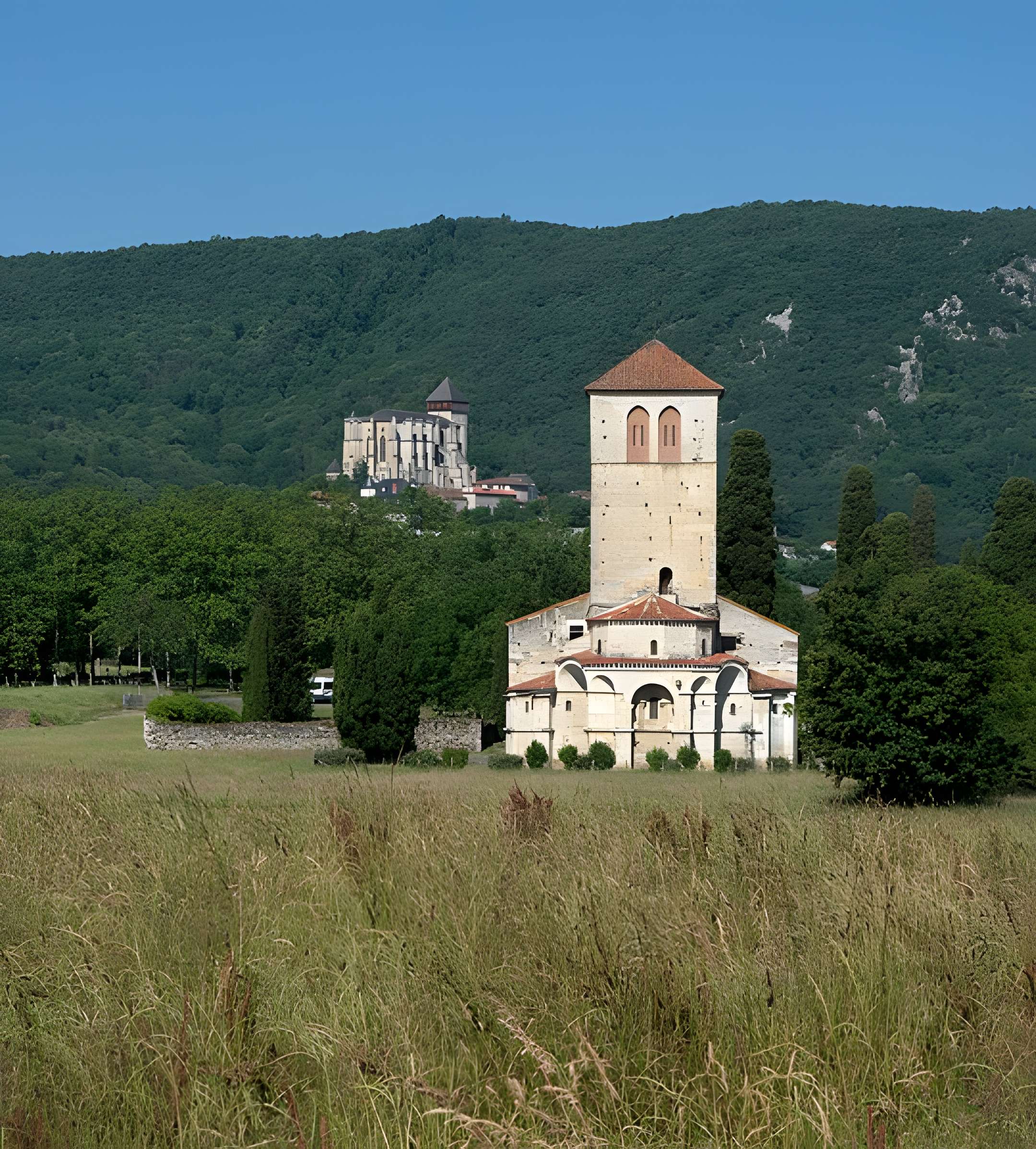 Basilique Saint-Just de Valcabrère