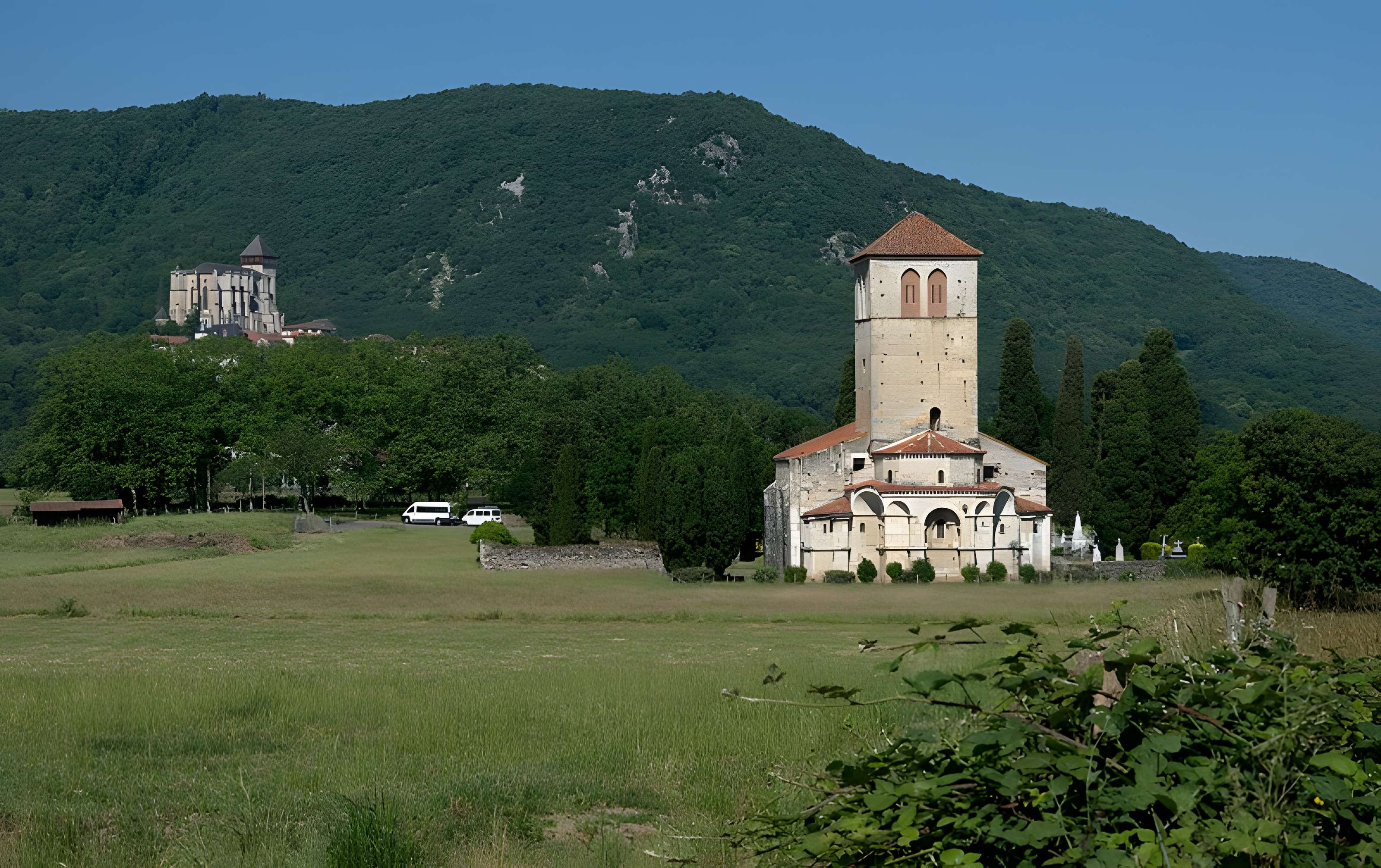 Basilique Saint-Just de Valcabrère