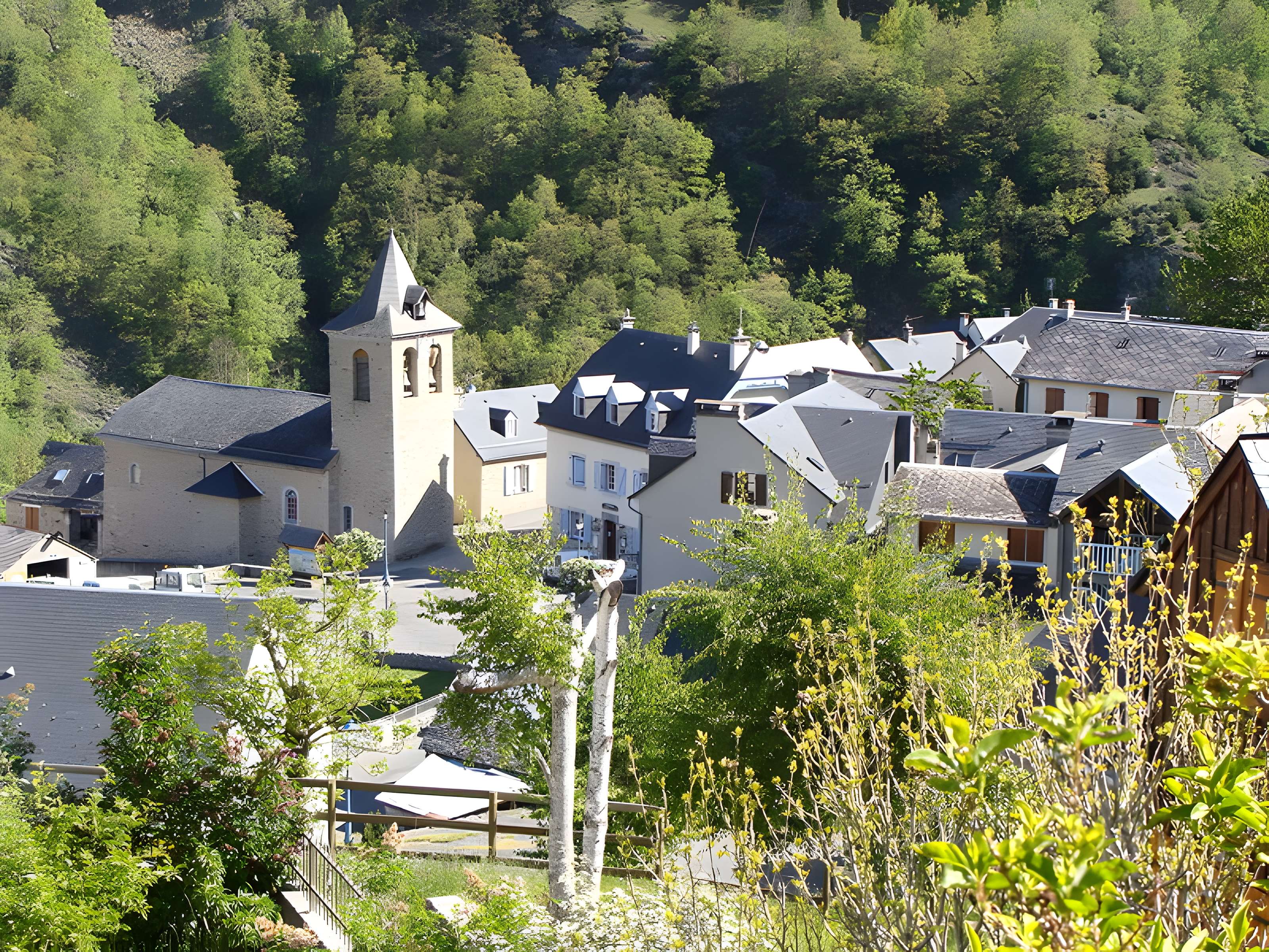 Église Saint-Michel de Viella