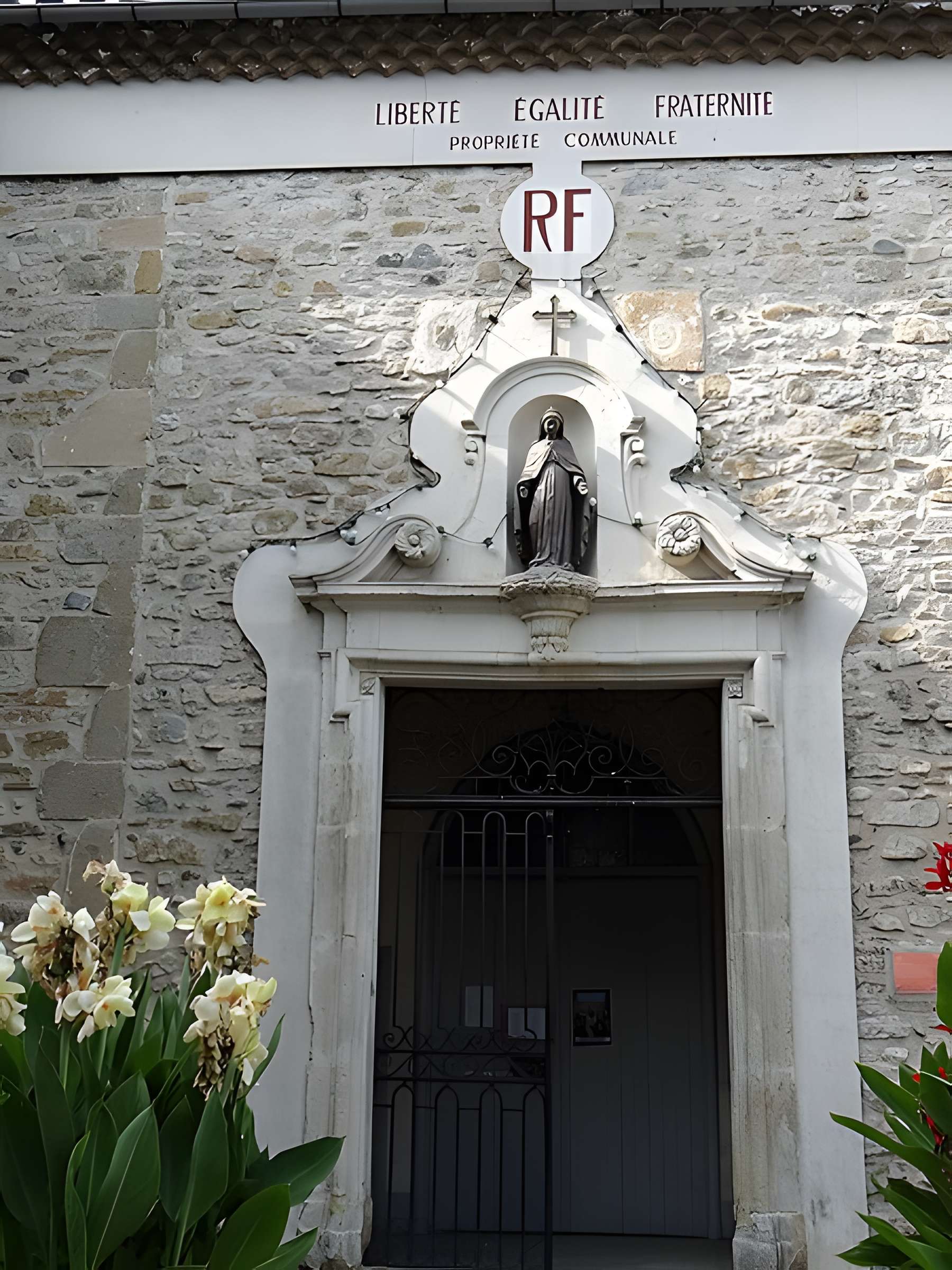 Église Saint-Michel d'Espéraza