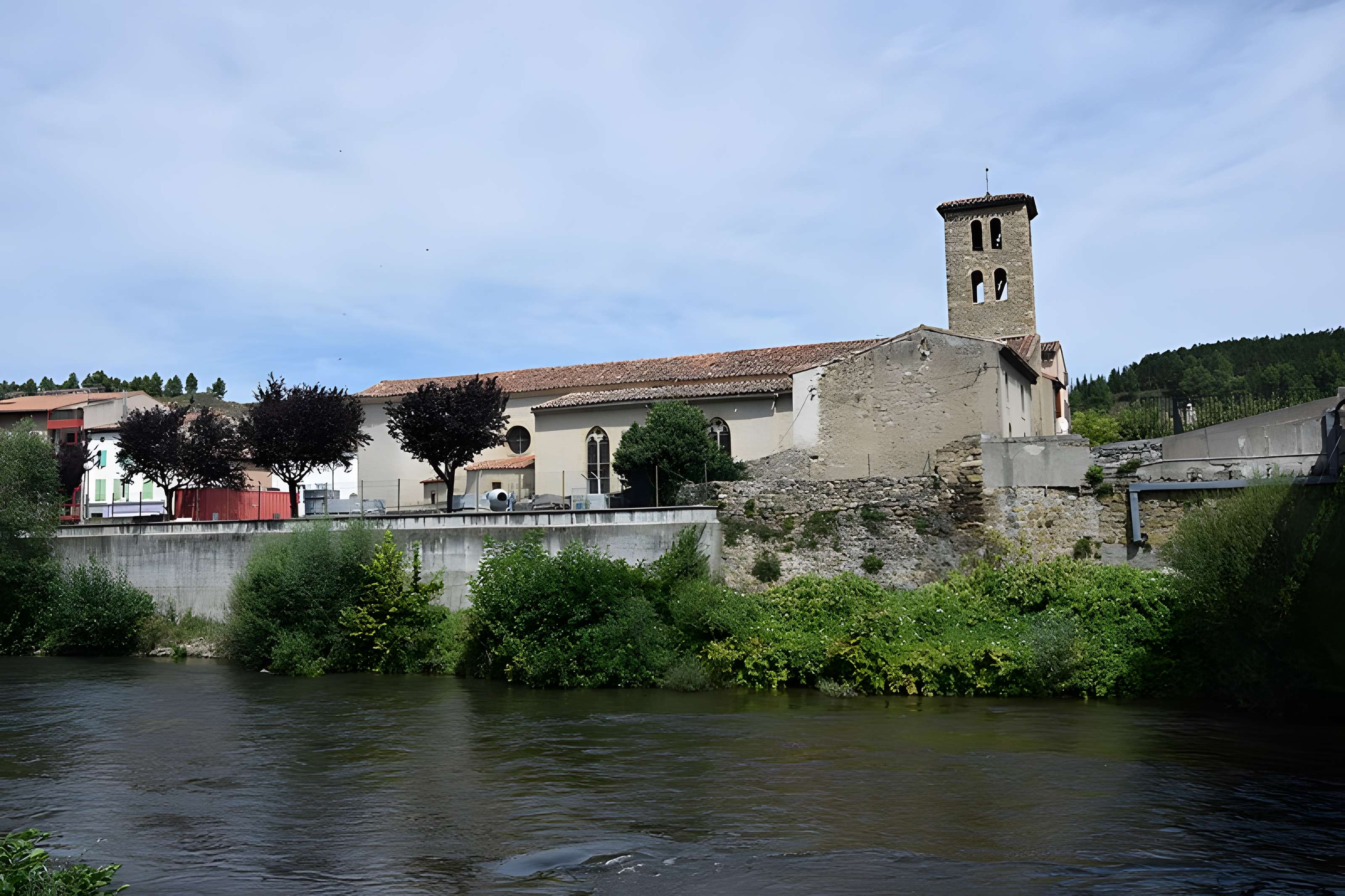 Église Saint-Michel d'Espéraza