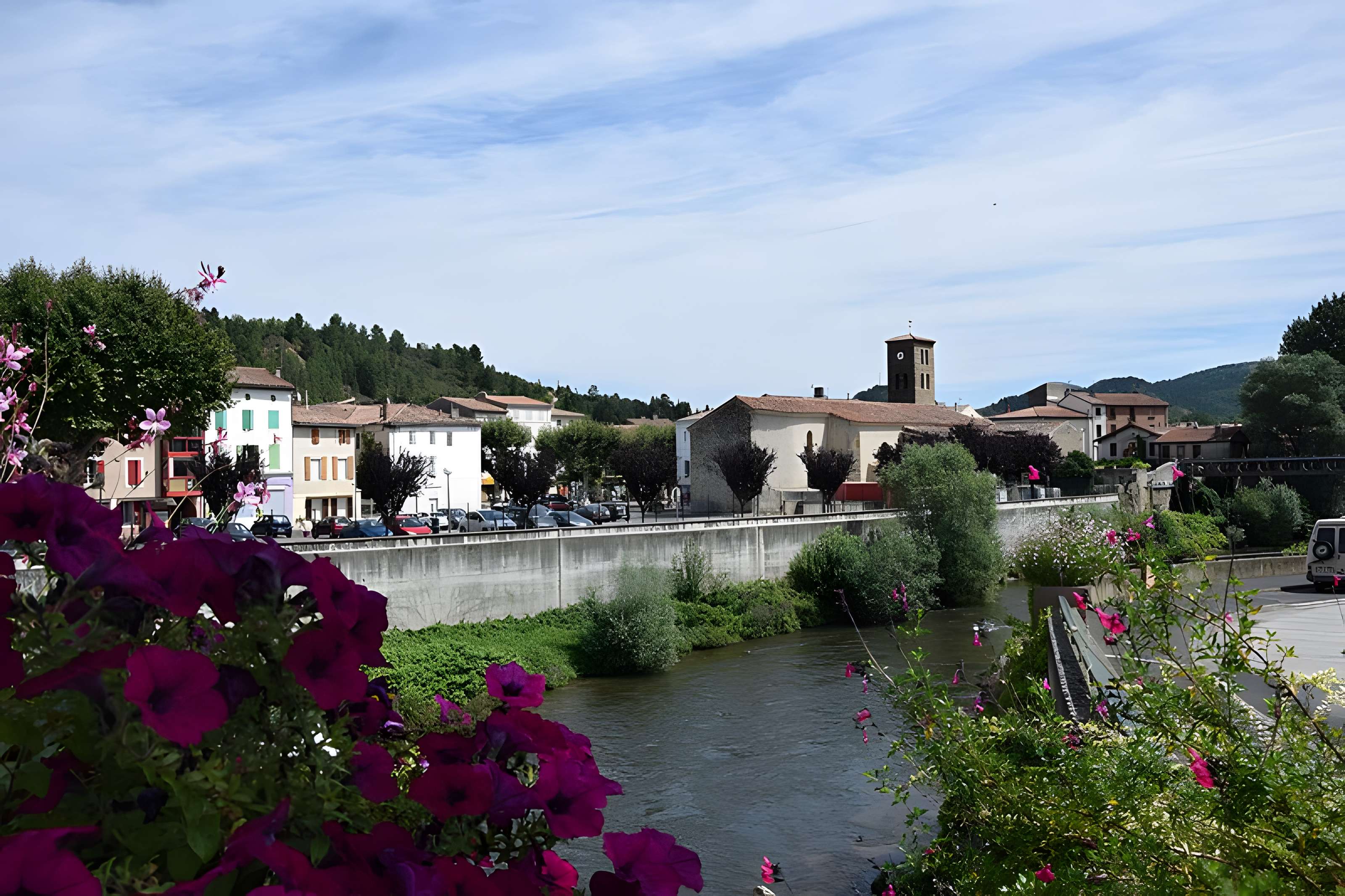 Église Saint-Michel d'Espéraza
