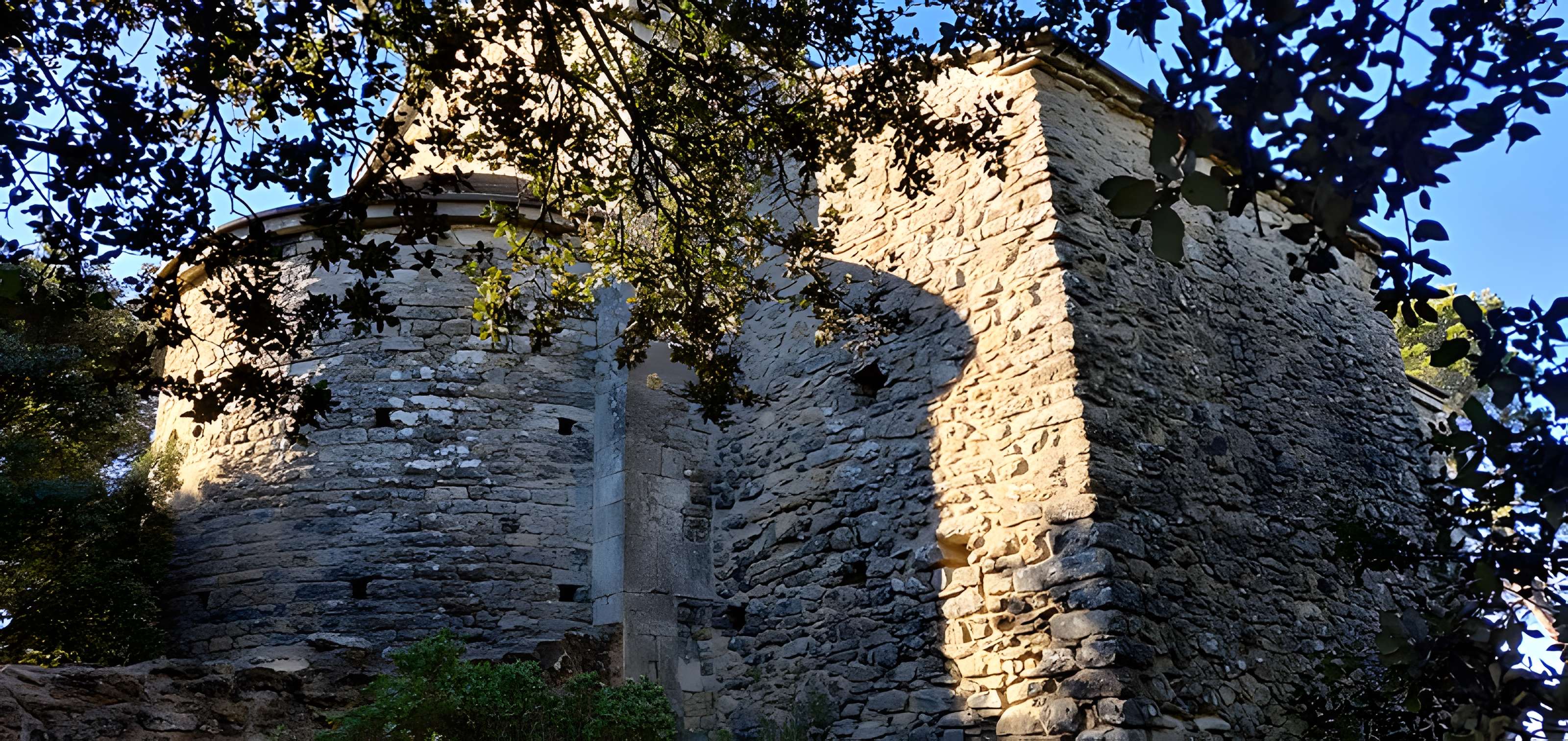 Église Saint-Michel d'Uchaux