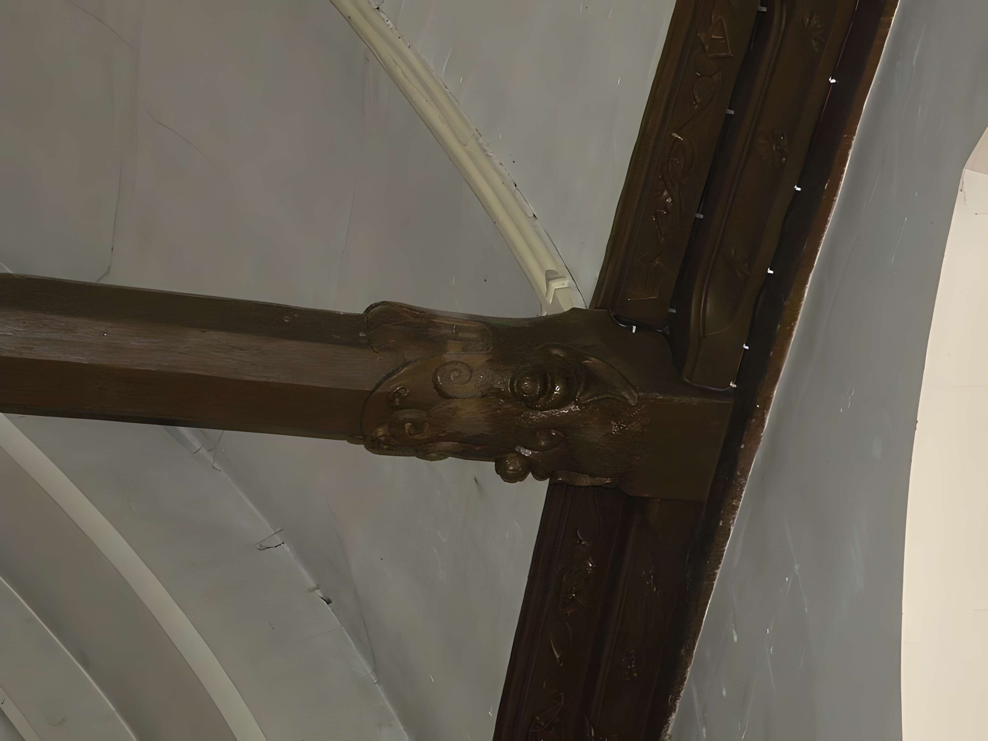 Église Saint-Nicolas de Crèvecoeur-le-Grand