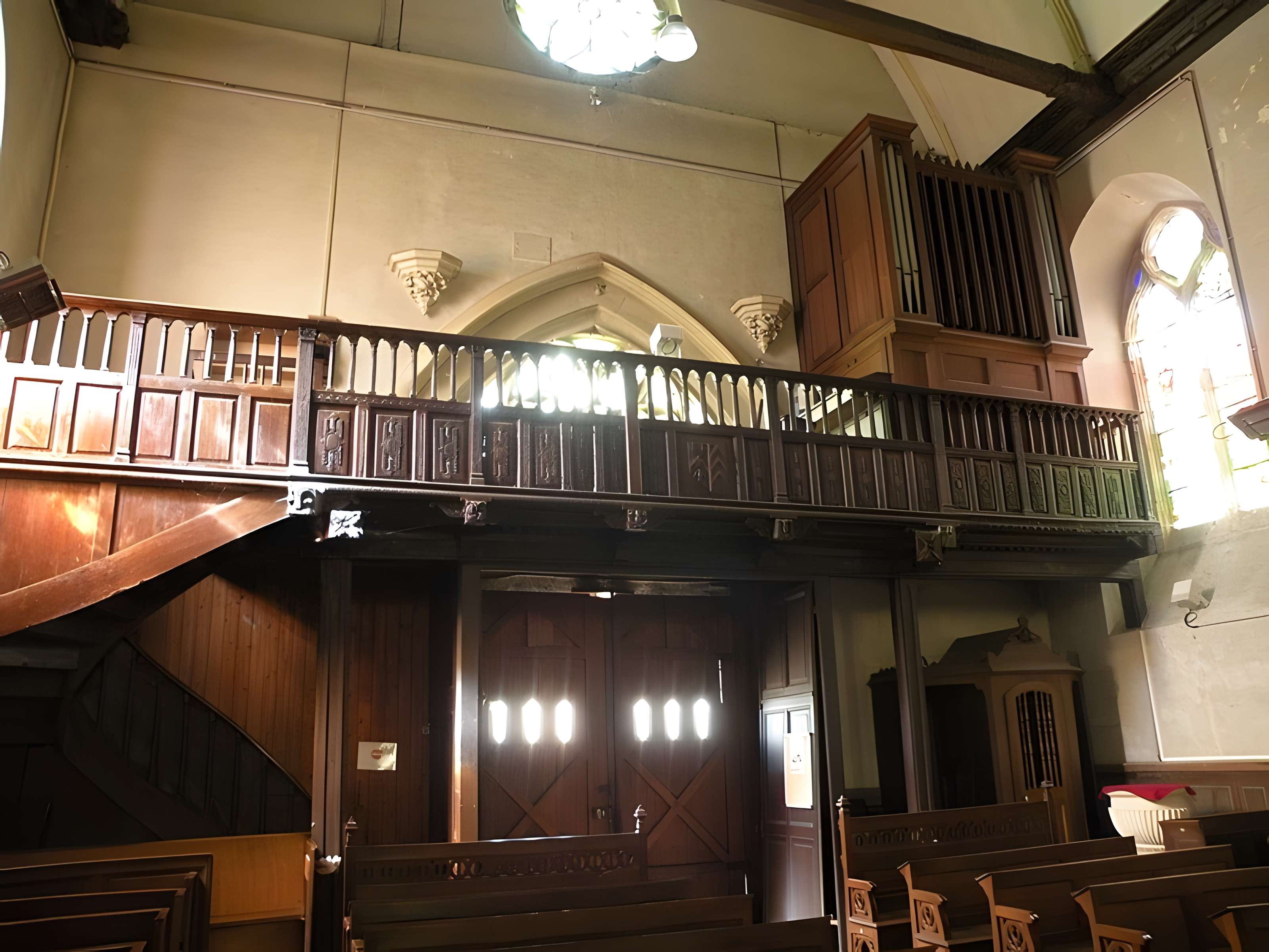 Église Saint-Nicolas de Crèvecoeur-le-Grand