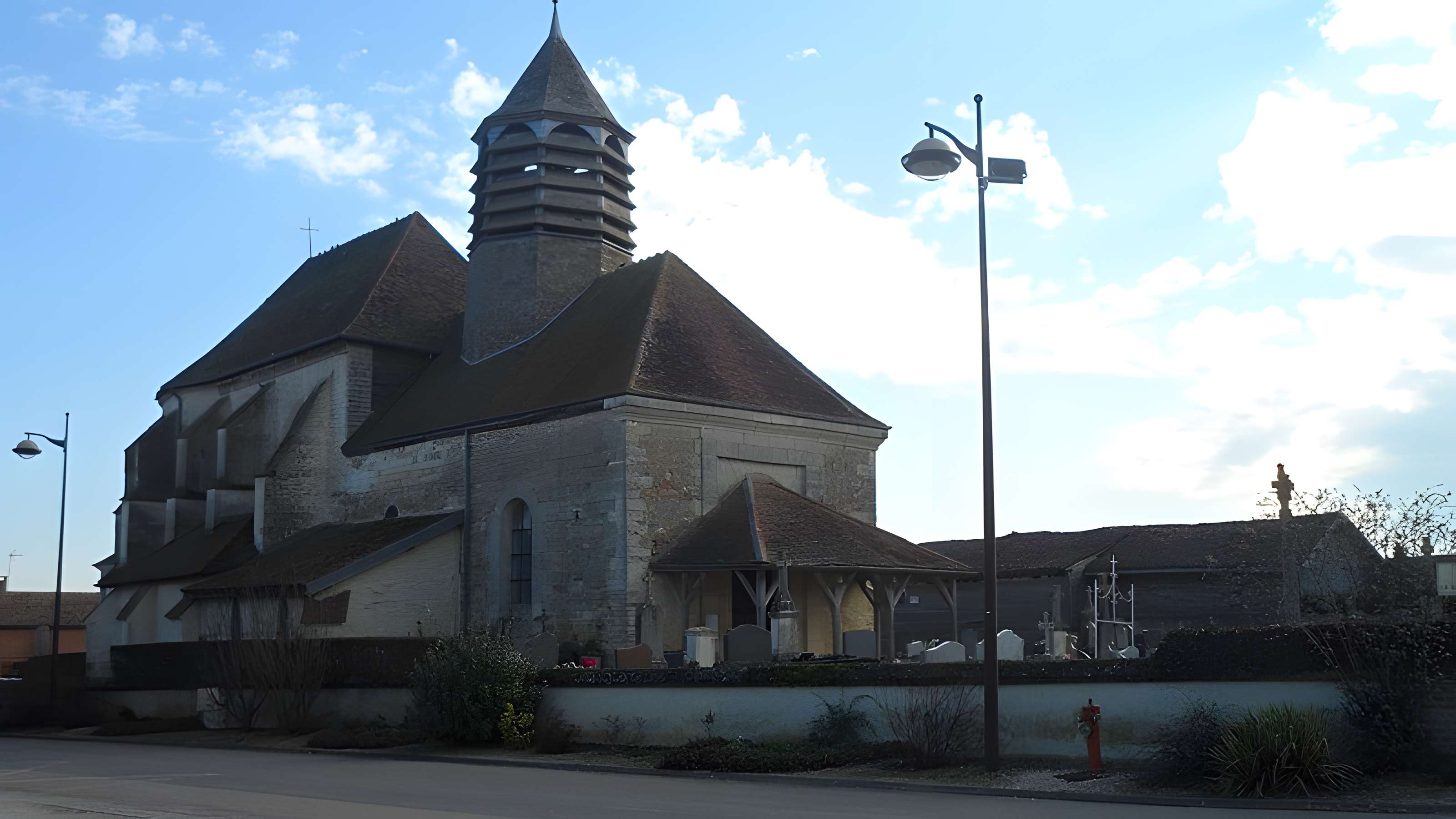 Église Saint-Nicolas de Hampigny