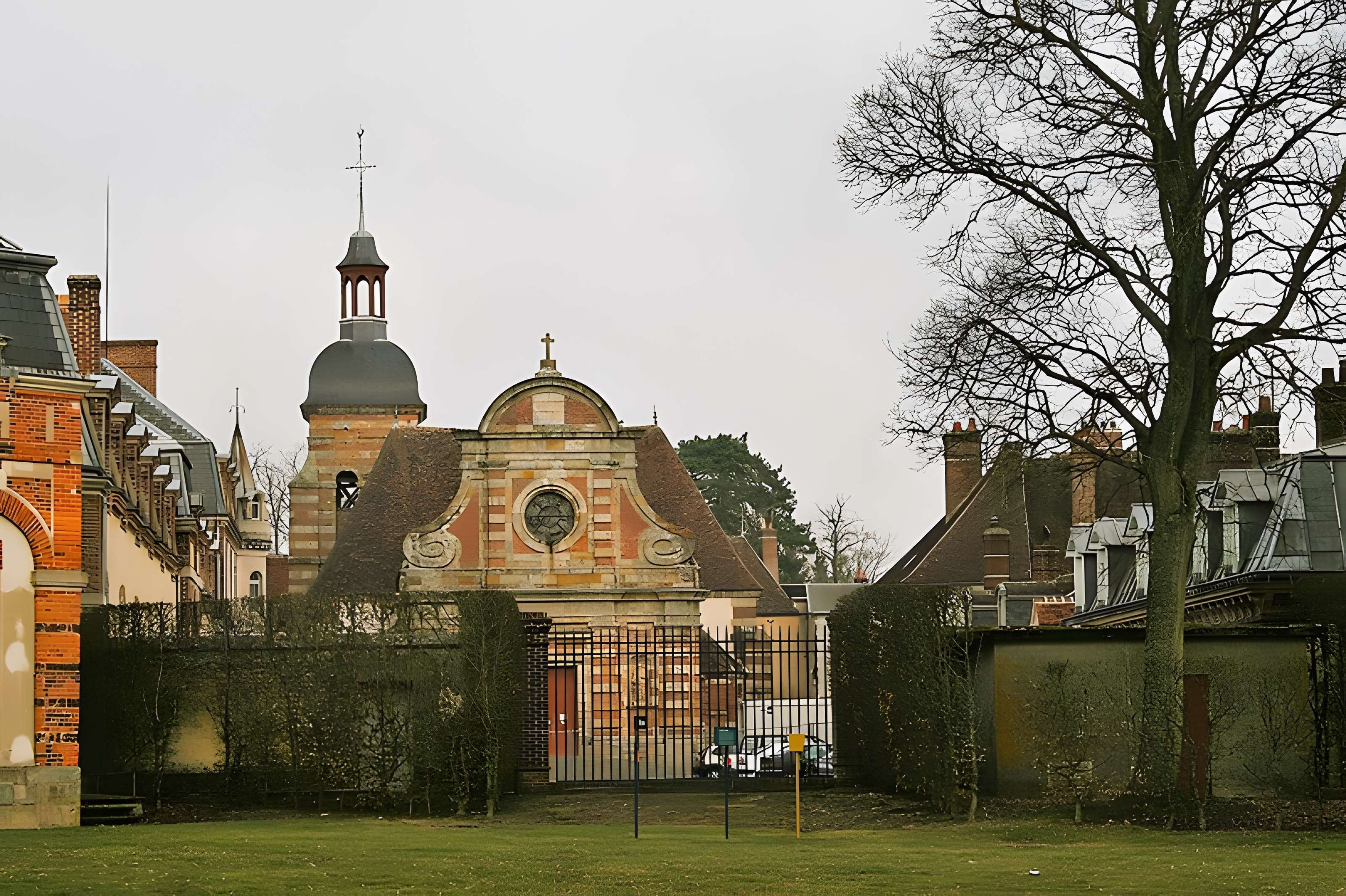 Église Saint-Nicolas de La Ferté-Vidame