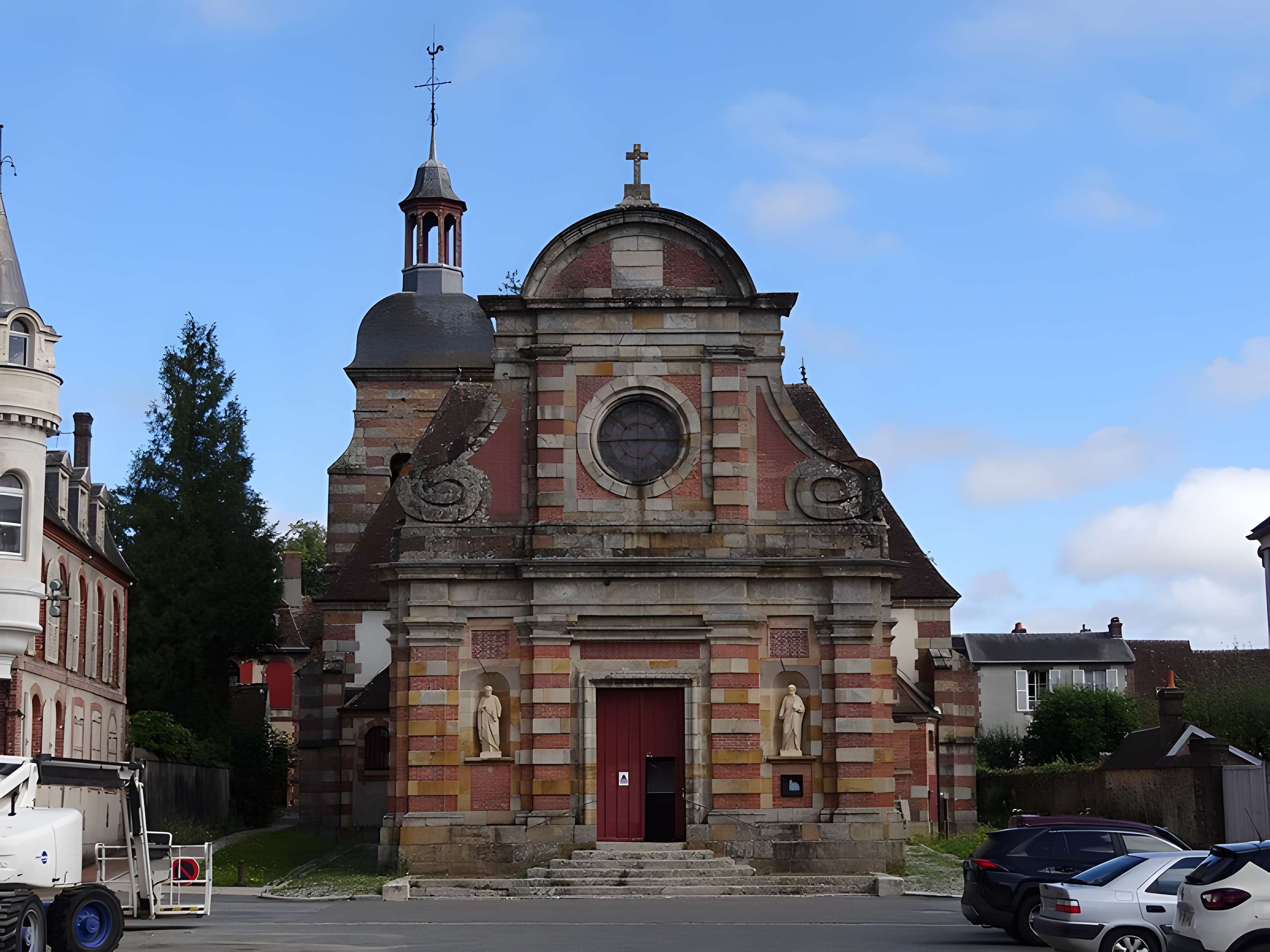 Église Saint-Nicolas de La Ferté-Vidame