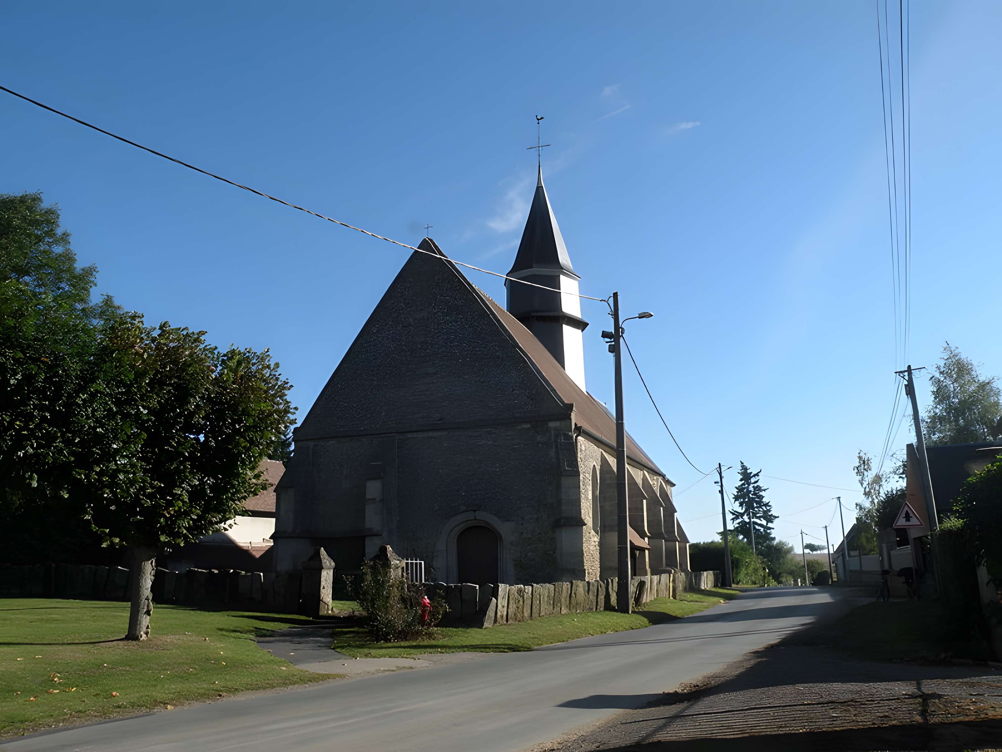 Église Saint-Nicolas de La Neuville-d'Aumont 