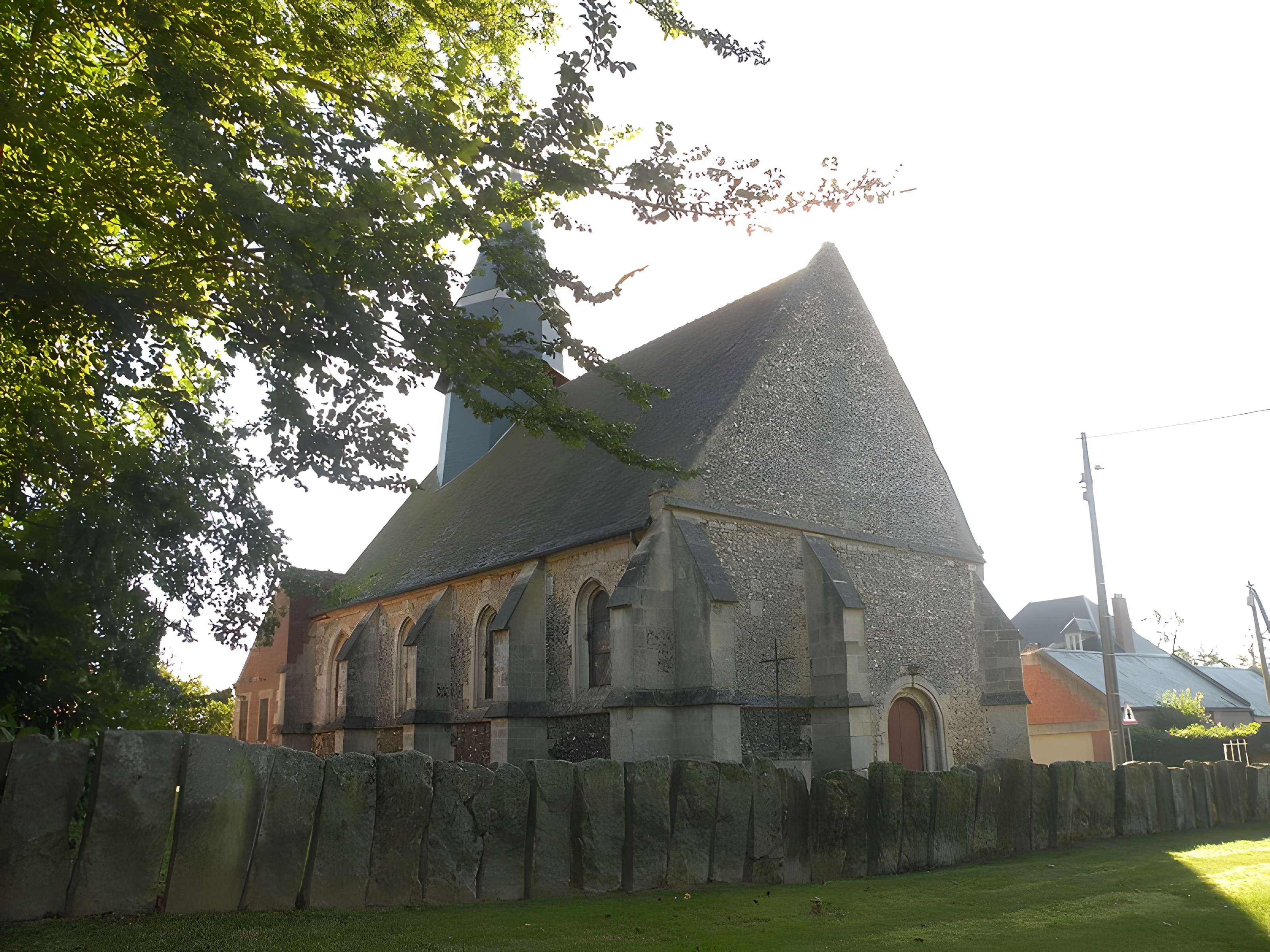 Église Saint-Nicolas de La Neuville-d'Aumont