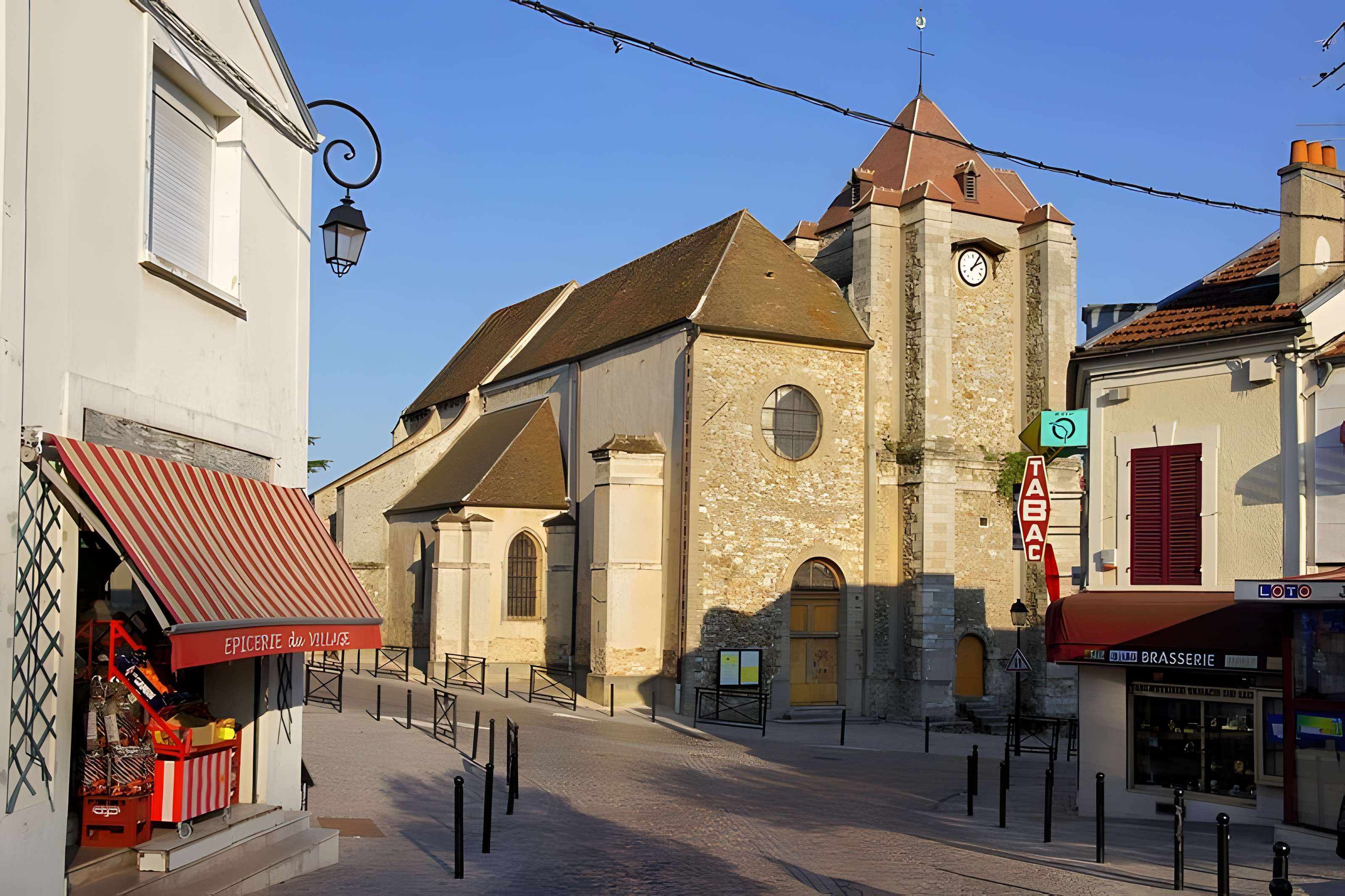 Église Saint-Nicolas de La Queue-en-Brie 