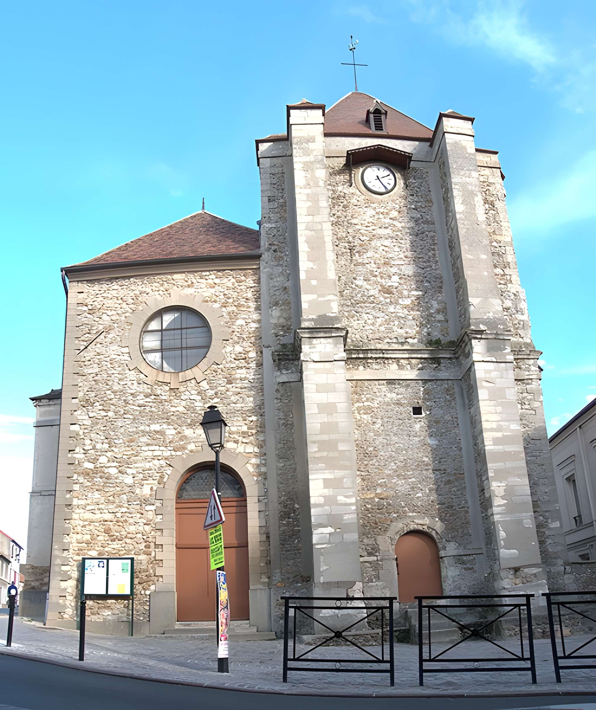 Église Saint-Nicolas de La Queue-en-Brie