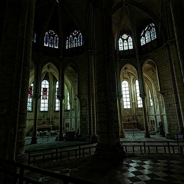 Photo de Basilique Saint-Quentin de Saint-Quentin