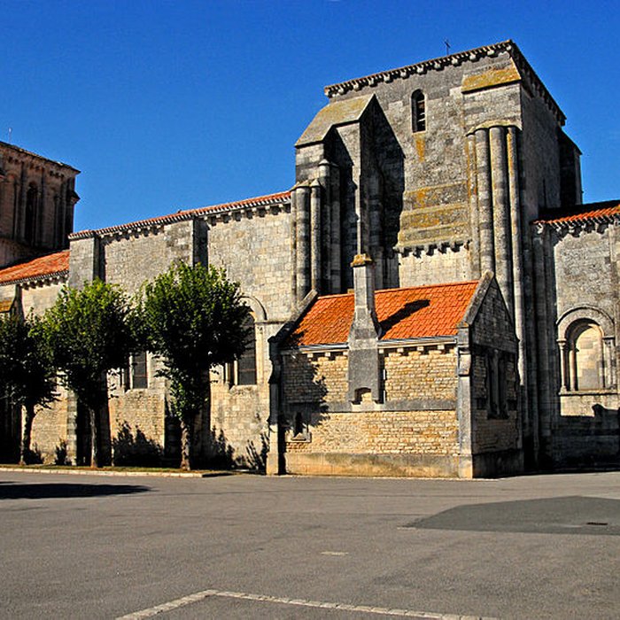 Photo de Église Saint-Nicolas de Maillezais