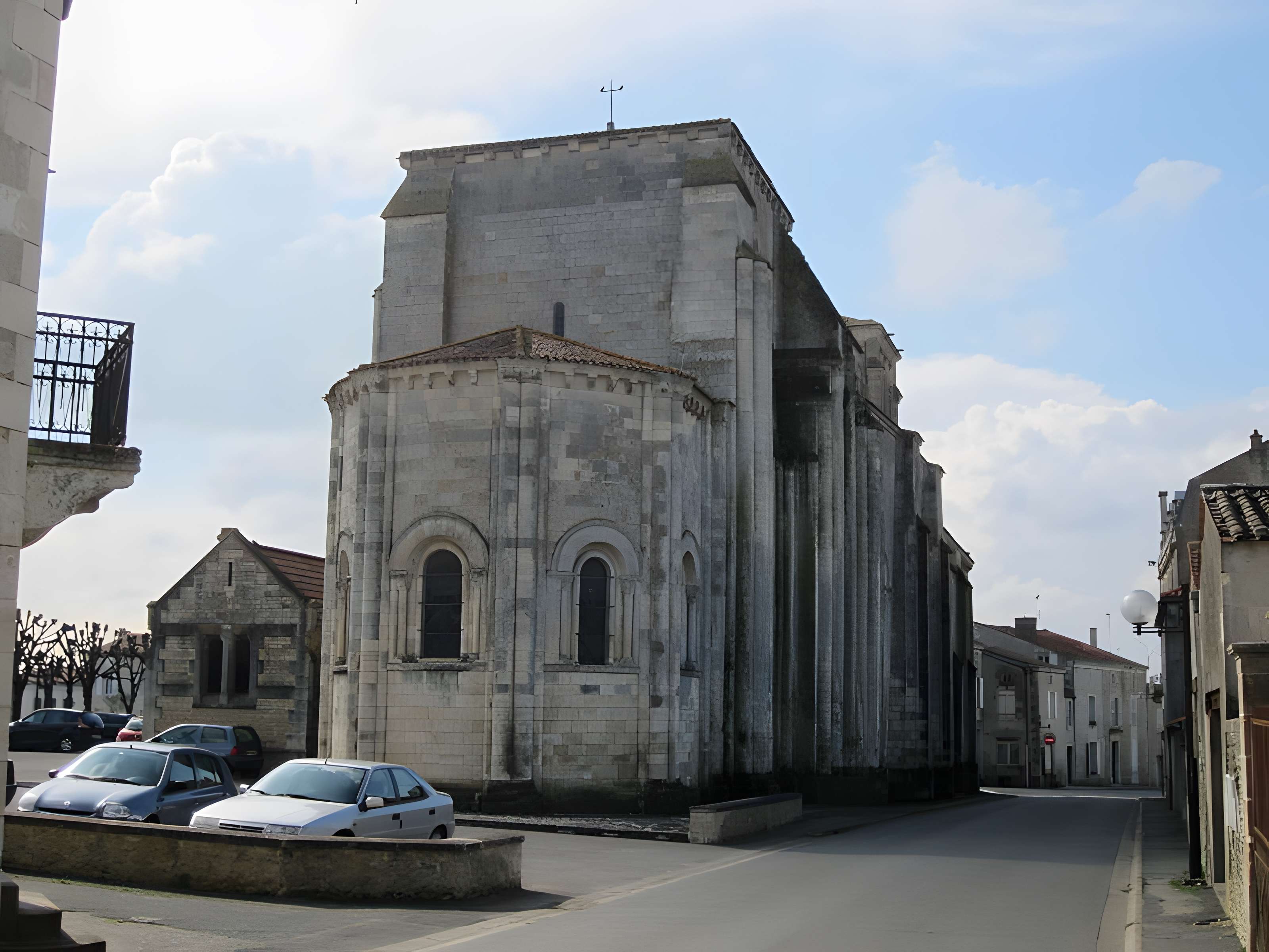 Église Saint-Nicolas de Maillezais