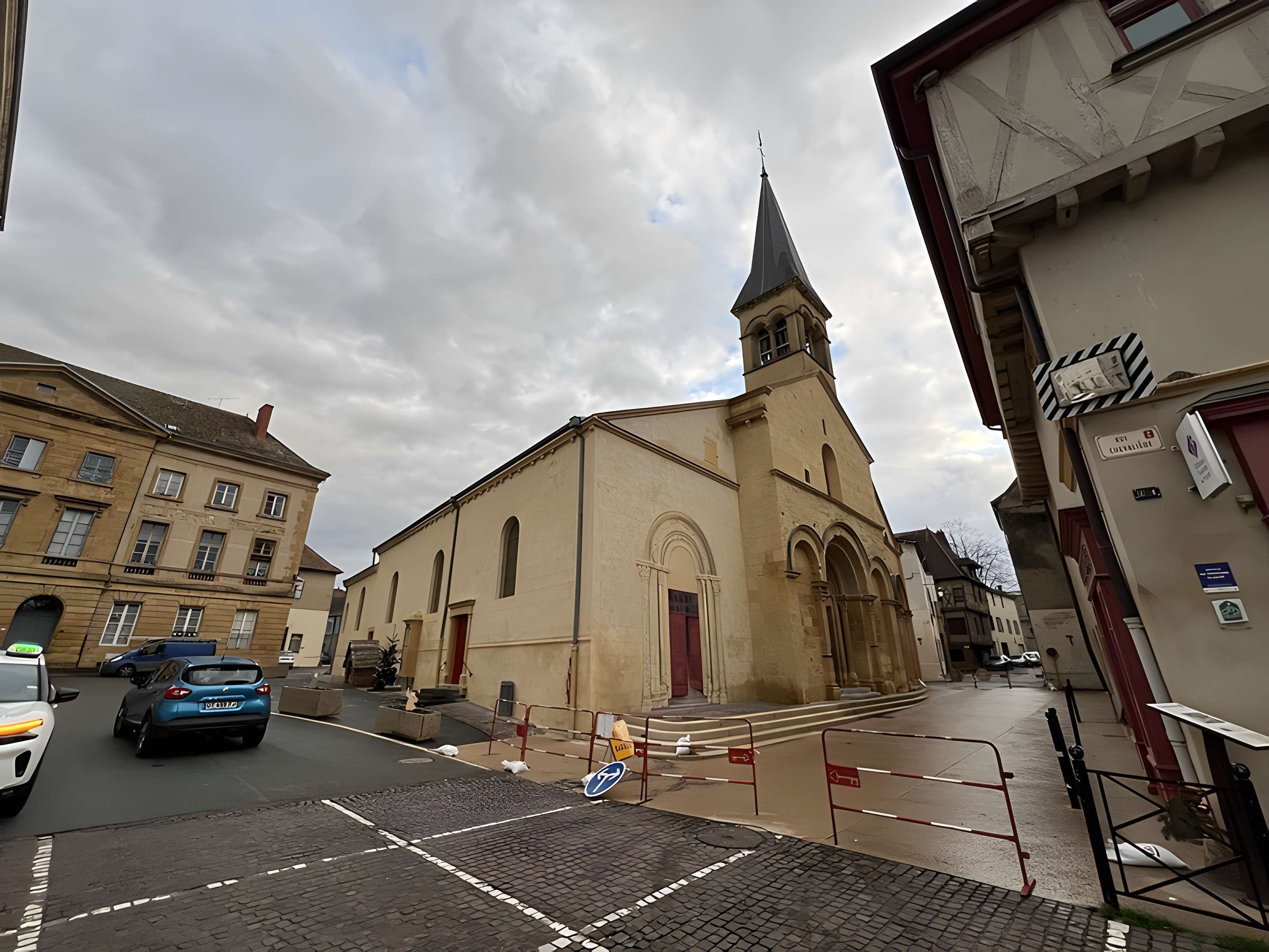 Église Saint-Nicolas de Marcigny