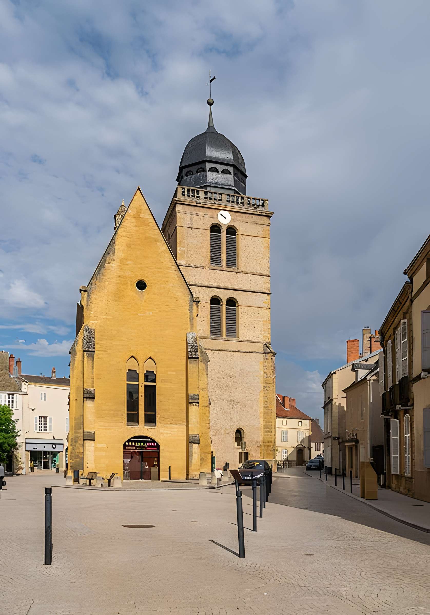 Église Saint-Nicolas de Paray-le-Monial