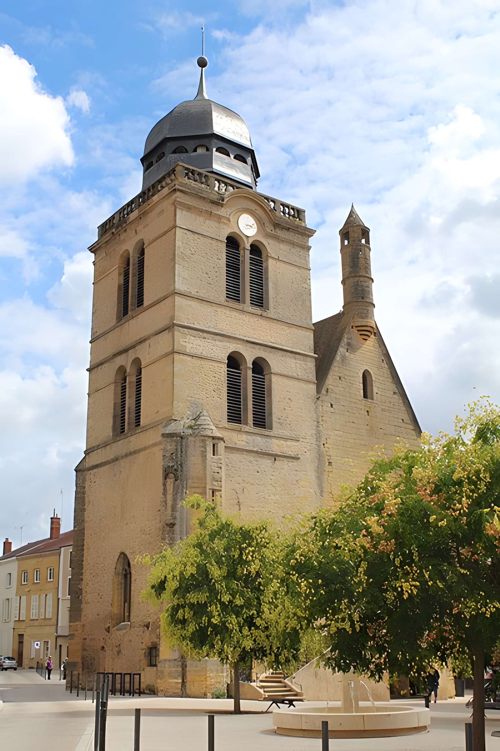 Église Saint-Nicolas de Paray-le-Monial