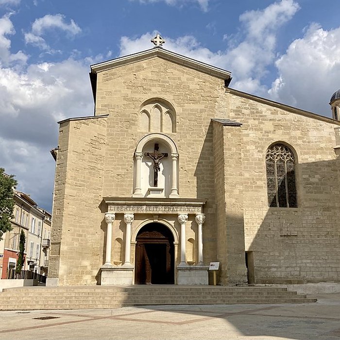 Photo de Église Saint-Nicolas de Pertuis