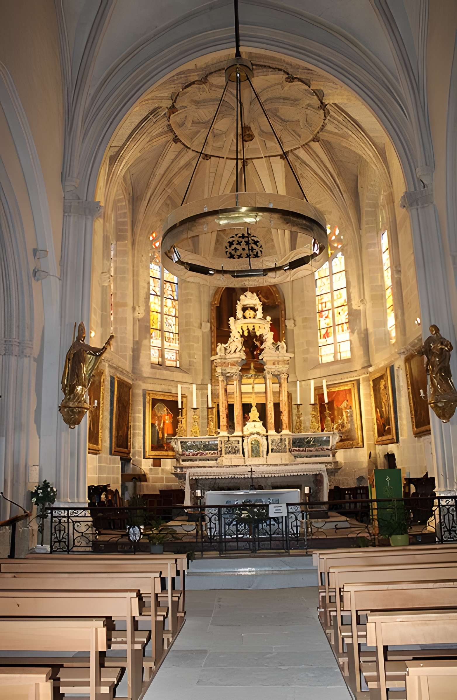 Église Saint-Nicolas de Pertuis