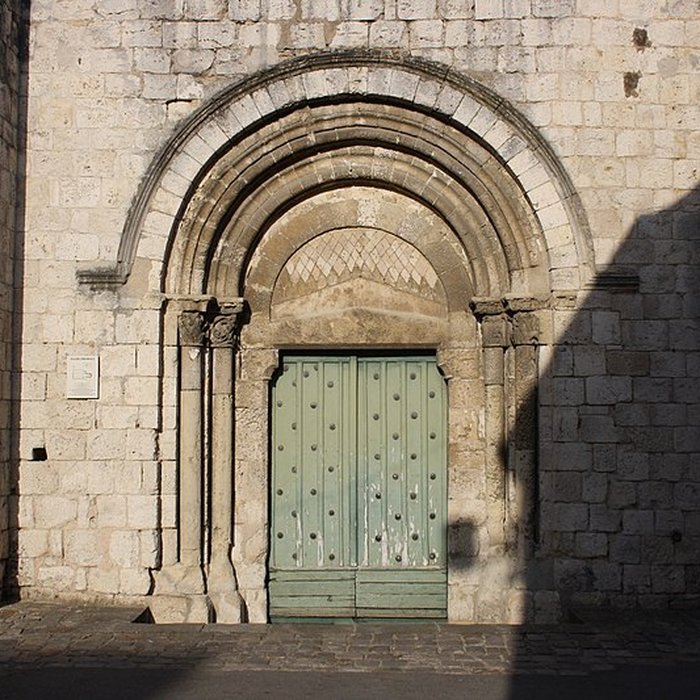Photo de Église Saint-Nicolas de Saint-Arnoult-en-Yvelines