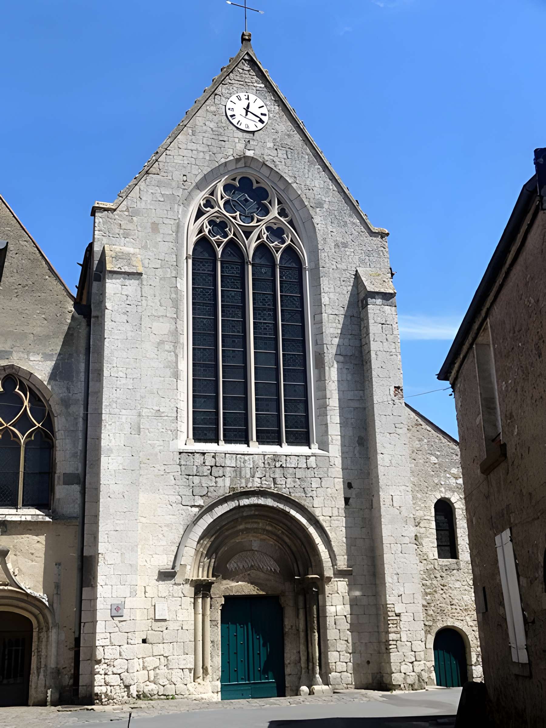 Église Saint-Nicolas de Saint-Arnoult-en-Yvelines