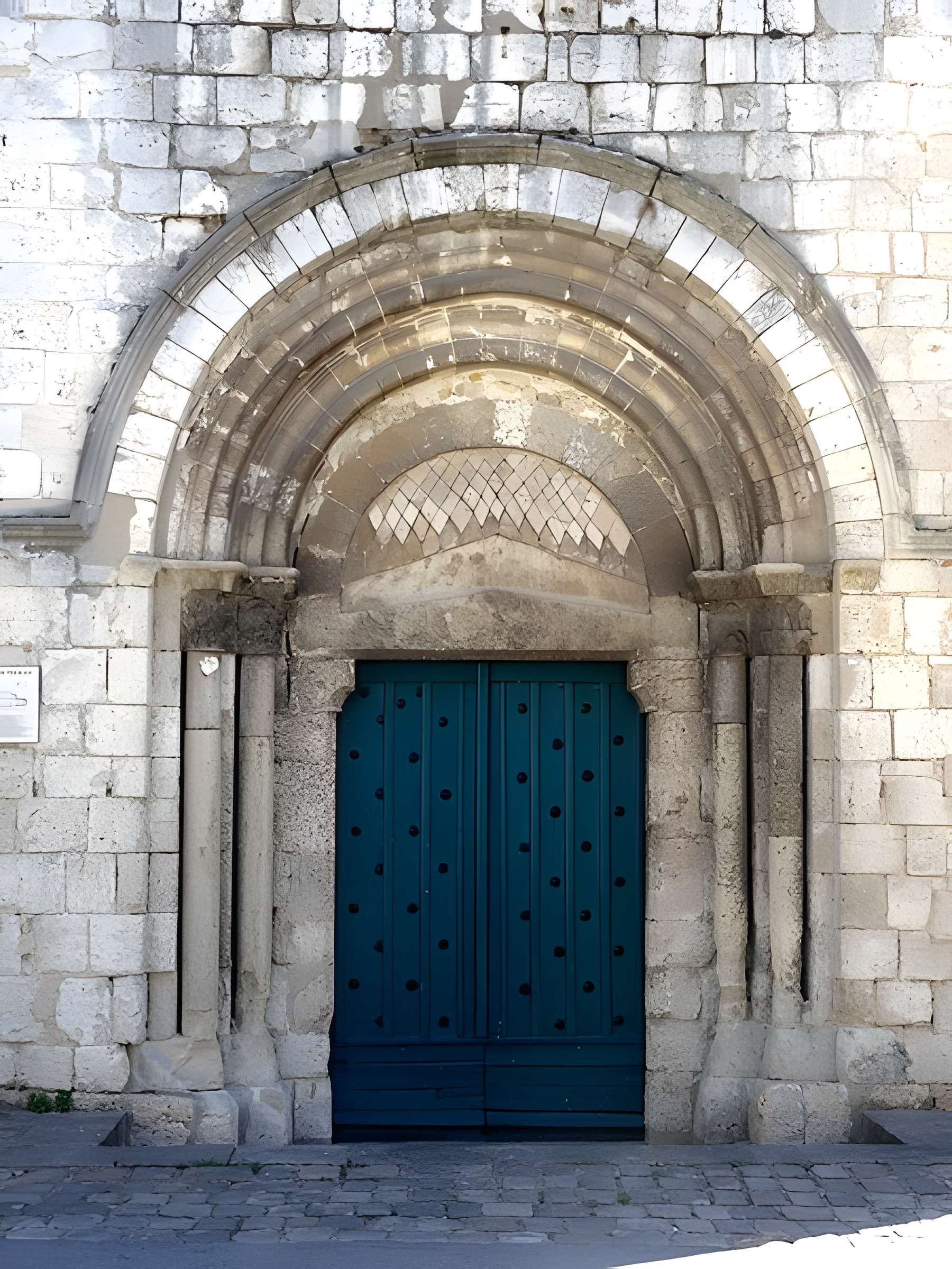 Église Saint-Nicolas de Saint-Arnoult-en-Yvelines