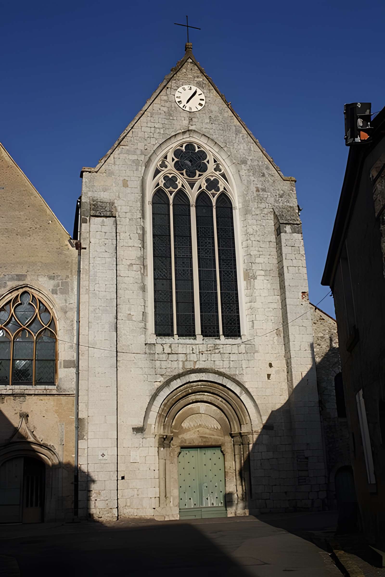 Église Saint-Nicolas de Saint-Arnoult-en-Yvelines