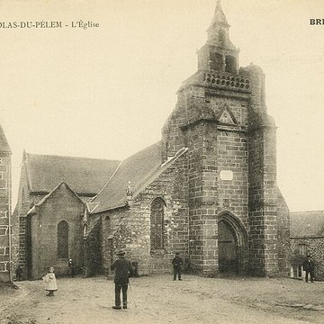 Église Saint-Nicolas de Saint-Nicolas-du-Pélem